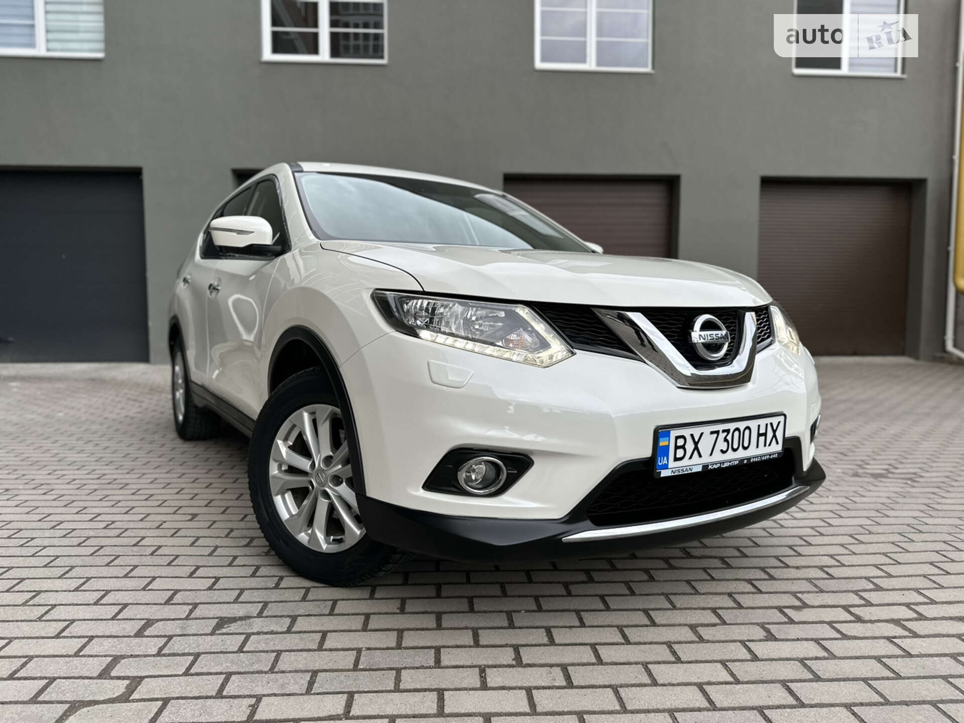 NISSAN X-TRAIL 2014