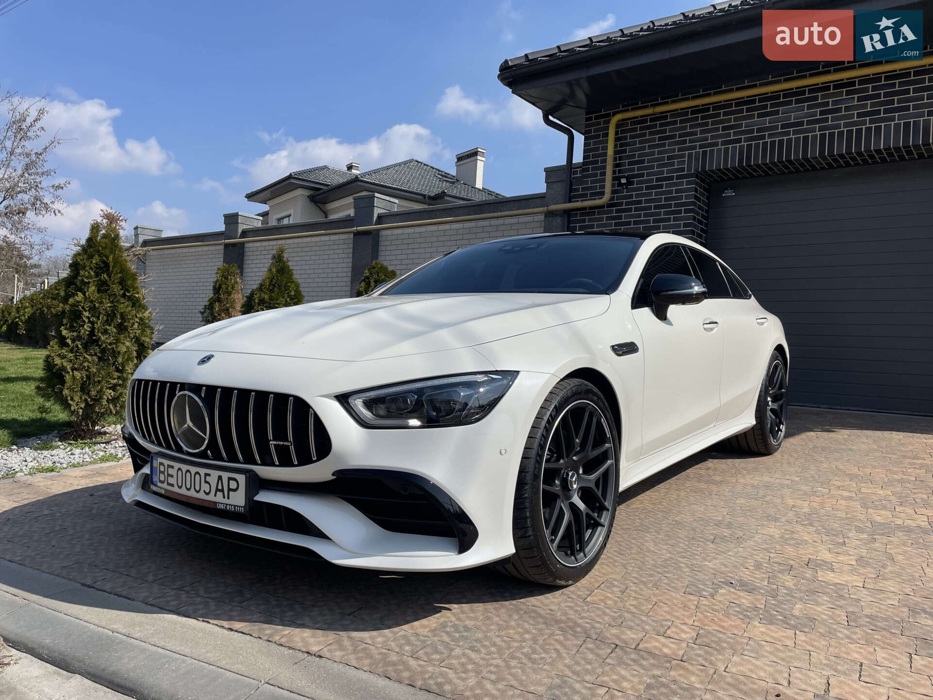 MERCEDES-BENZ AMG GT 53 2019