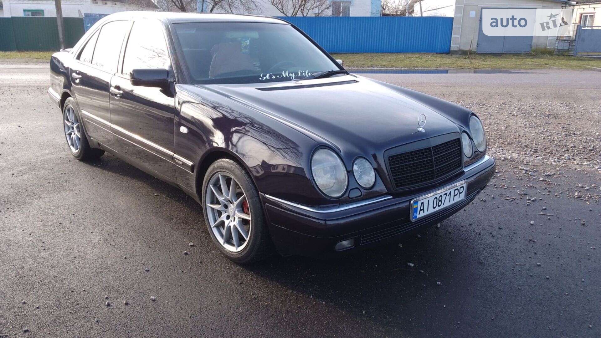 MERCEDES-BENZ E 420 1996