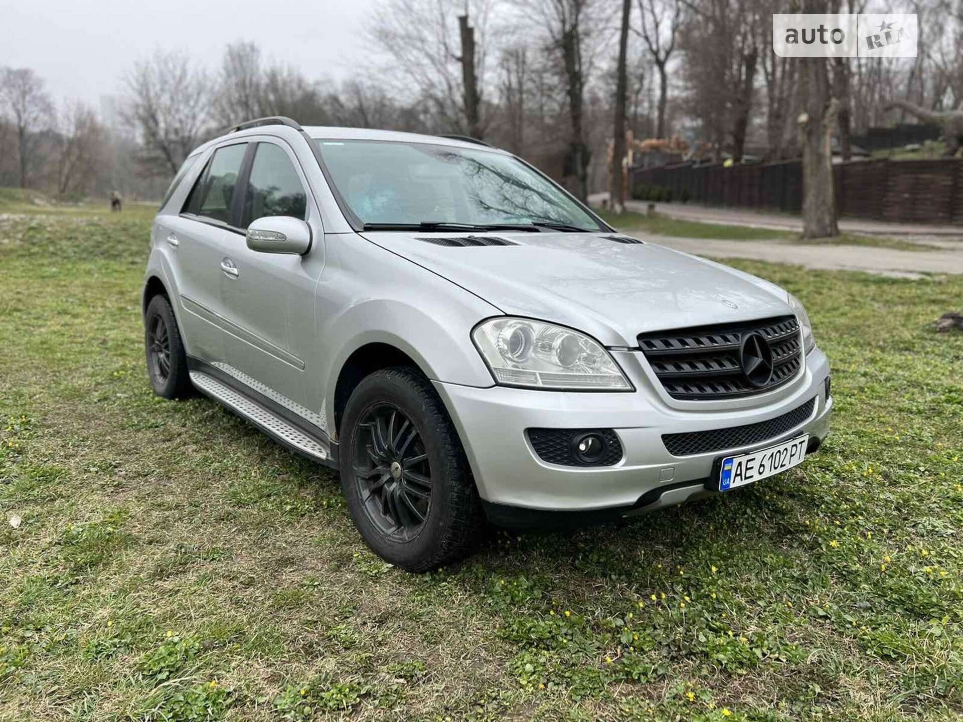 Mercedes-Benz M-Class 2006