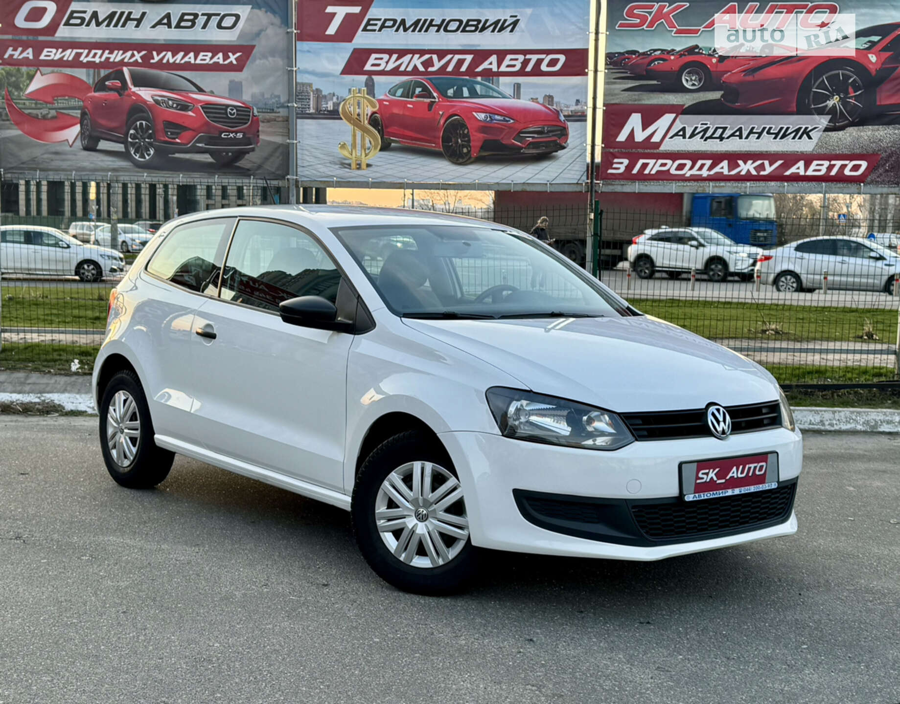 VOLKSWAGEN POLO 2012
