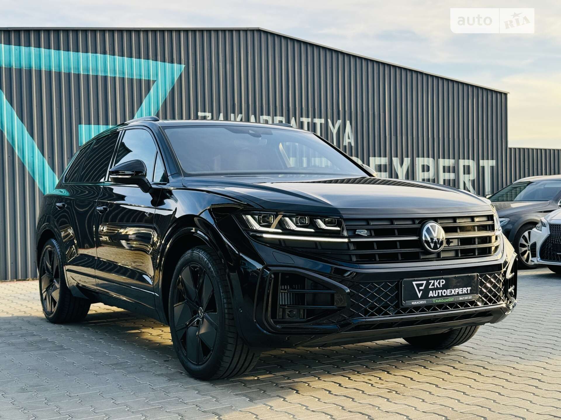 VOLKSWAGEN TOUAREG