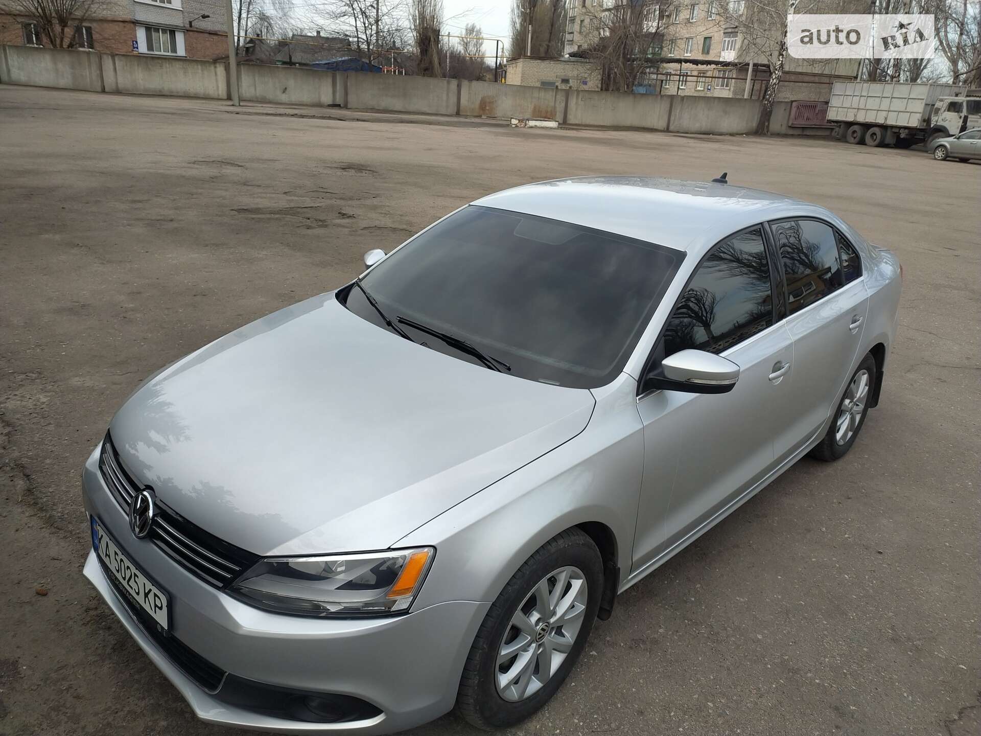 VOLKSWAGEN JETTA 2012