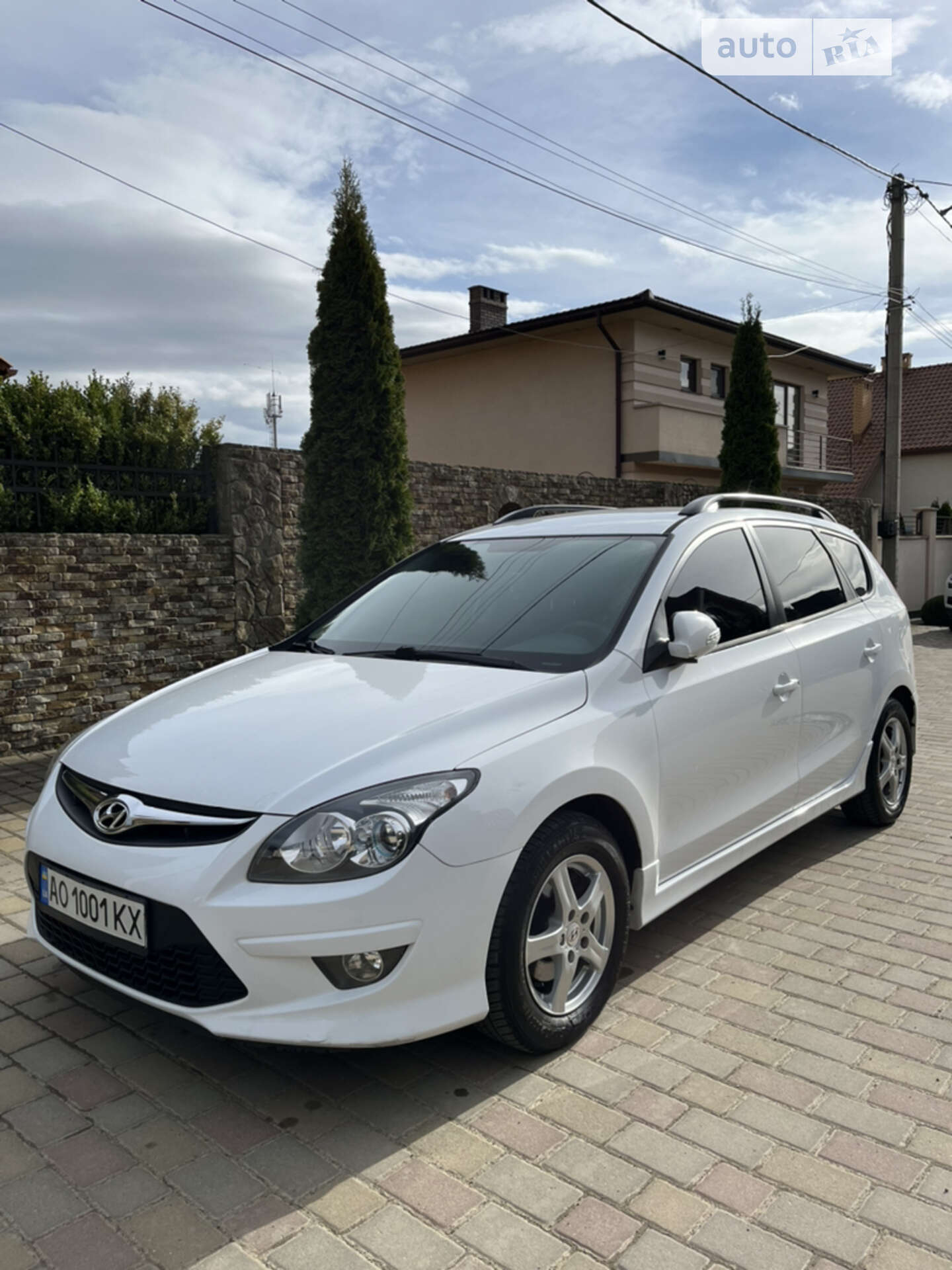 HYUNDAI I30