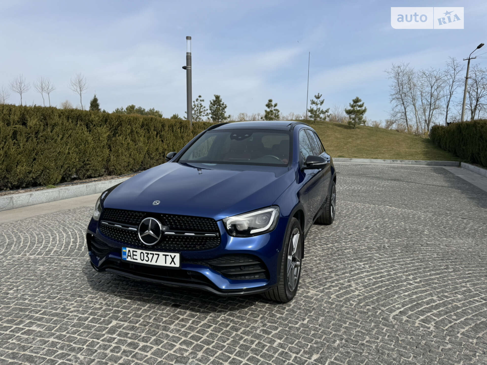 MERCEDES-BENZ GLC 200D 2021