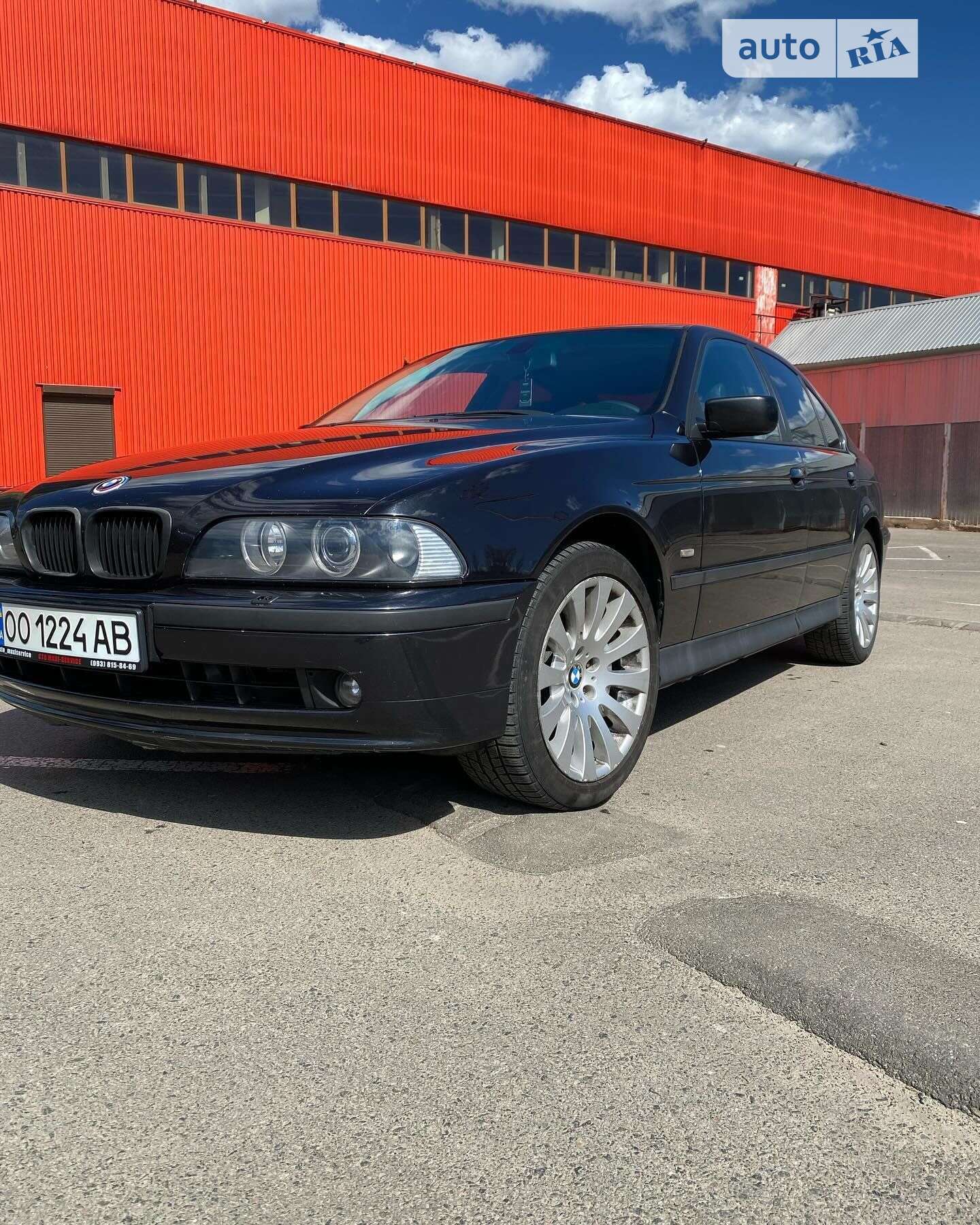 Головне фото звіту автомобіля BMW 523I 1996