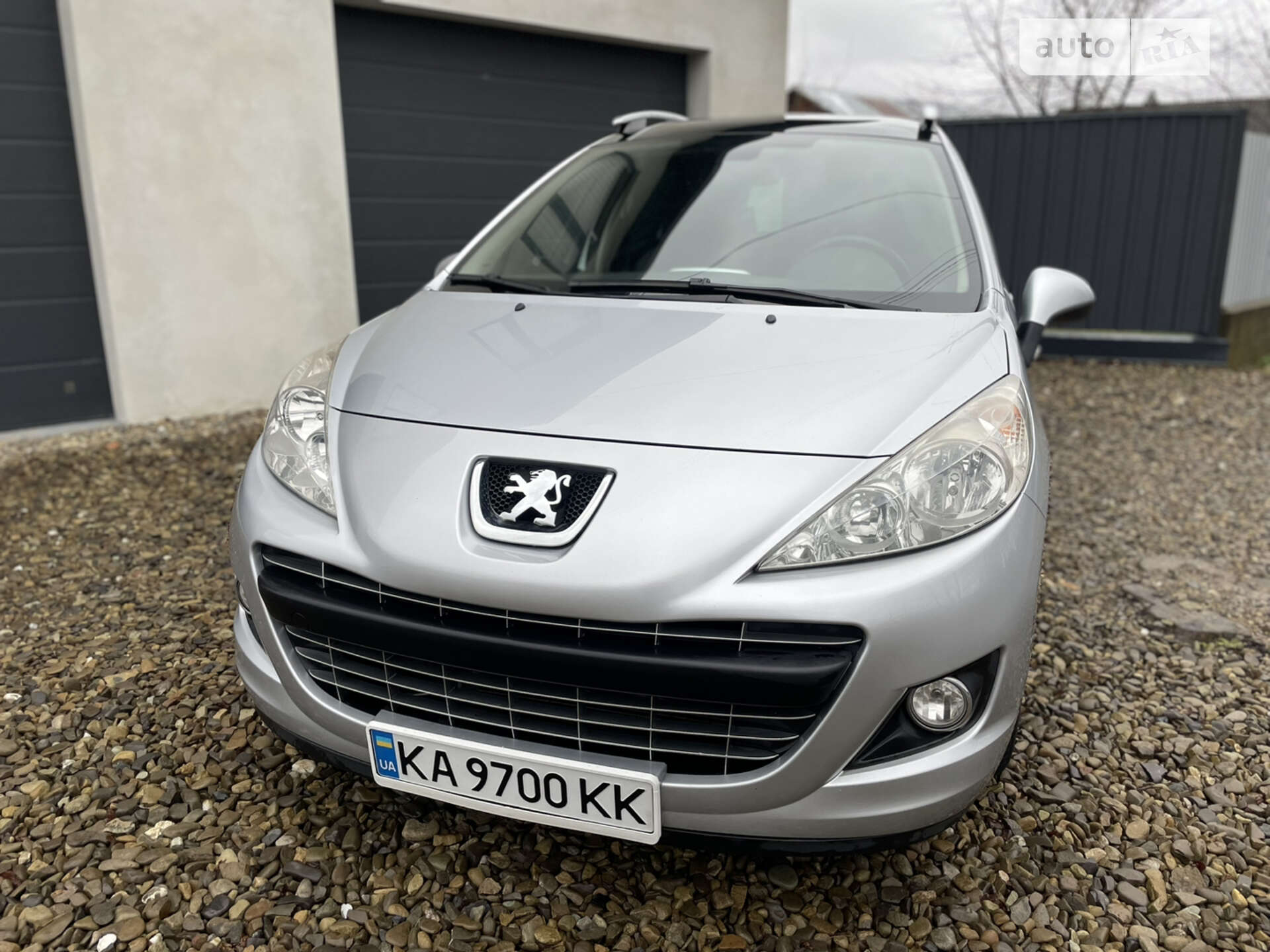 Головне фото звіту автомобіля PEUGEOT 207 2013
