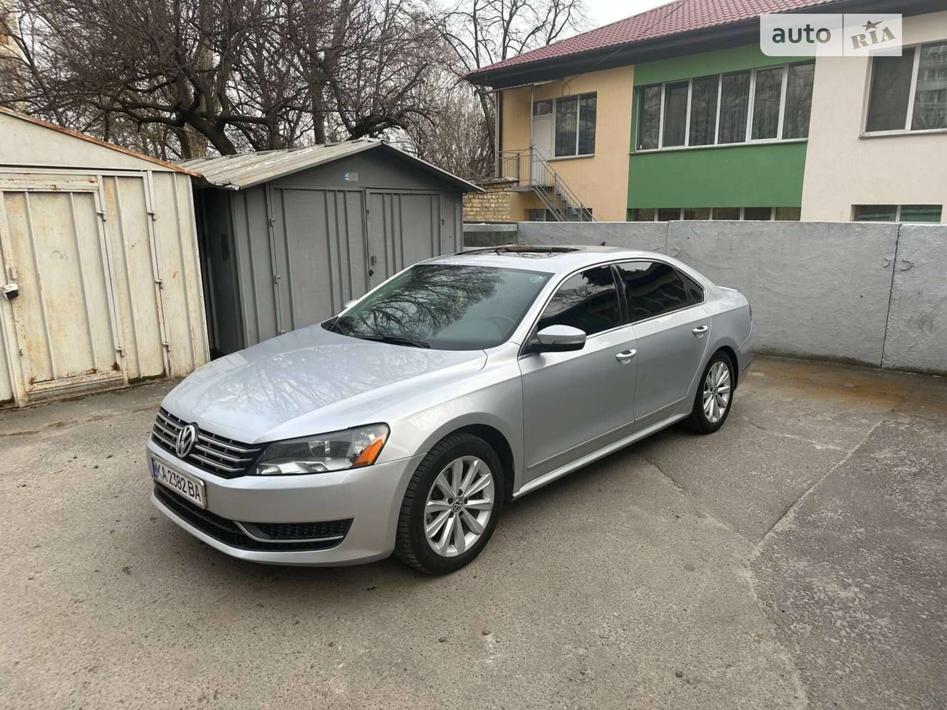 VOLKSWAGEN PASSAT 2013