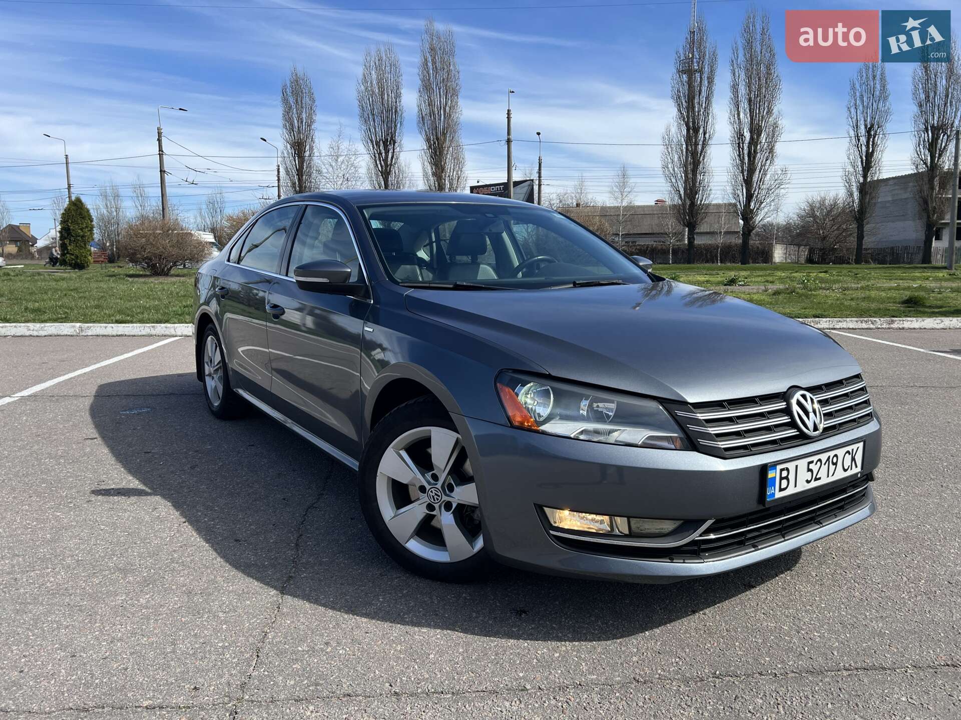 VOLKSWAGEN PASSAT 2013
