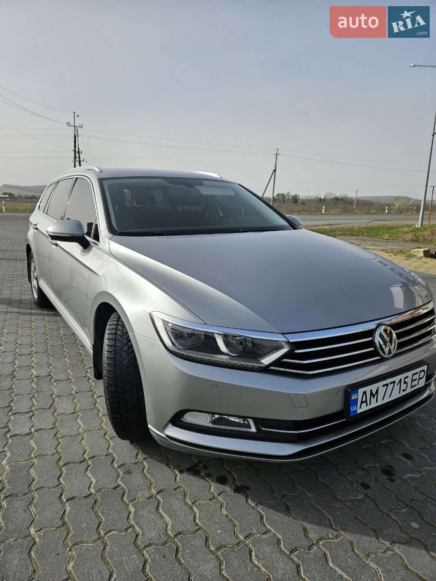 VOLKSWAGEN PASSAT 2015