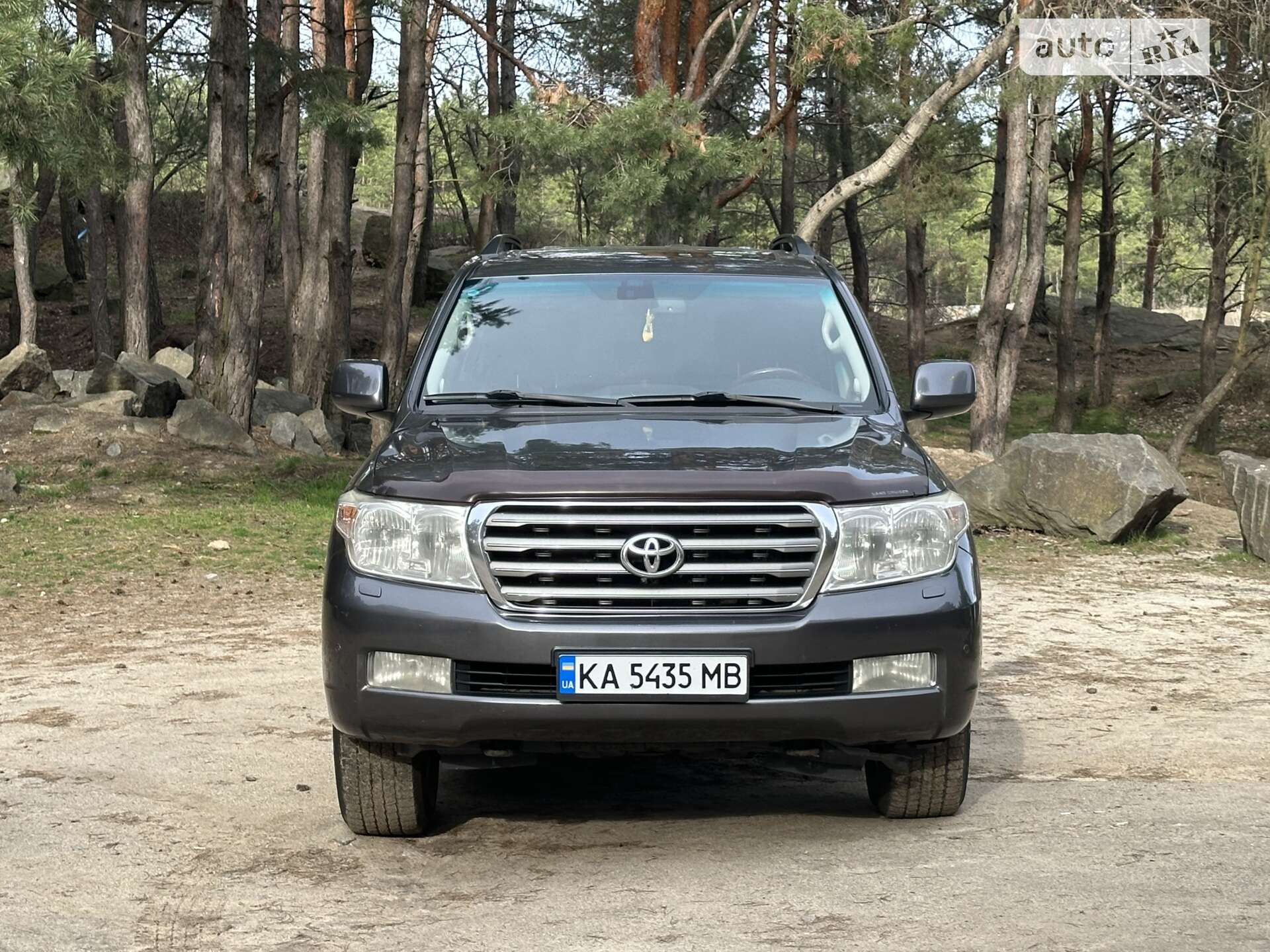 TOYOTA LAND CRUISER 200
