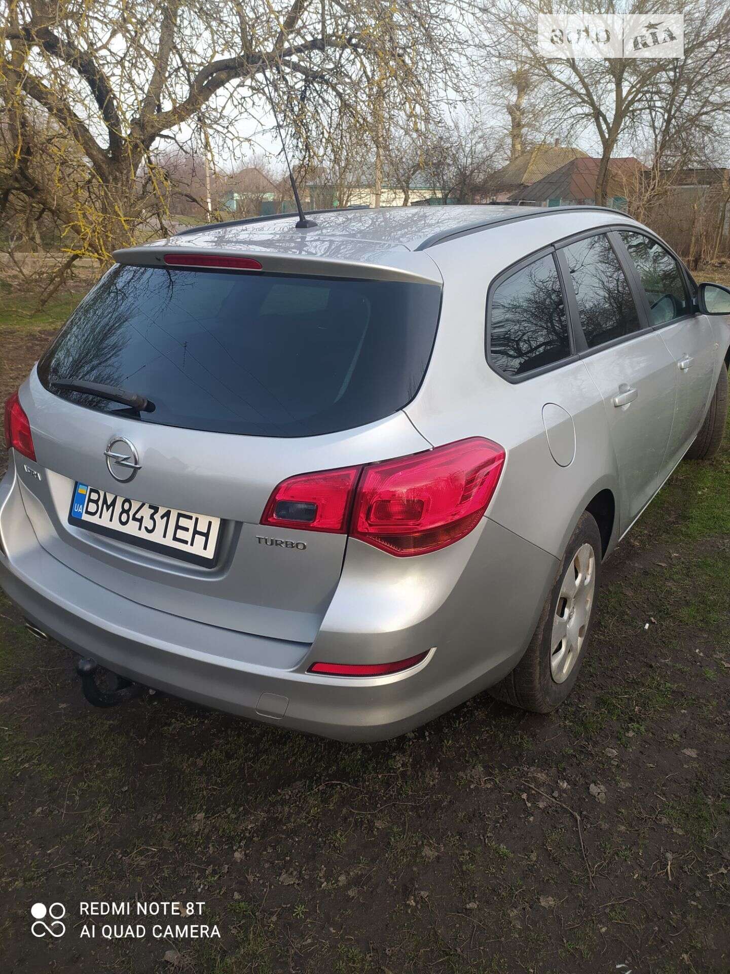 Головне фото звіту автомобіля OPEL ASTRA SPORTS TOURER 2011