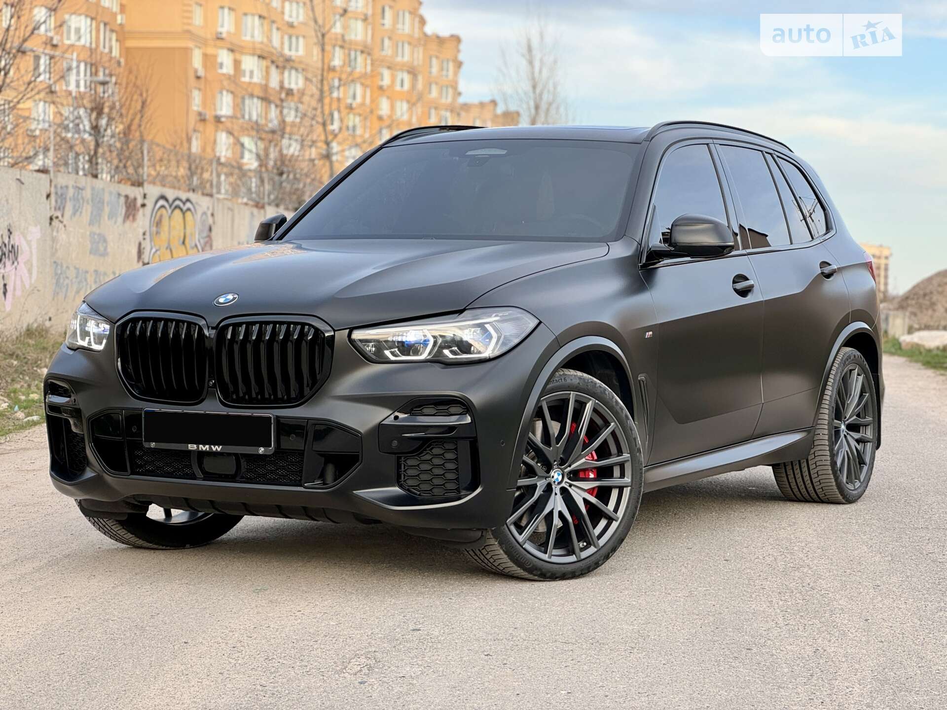 Головне фото звіту автомобіля BMW X5 M50I 2021