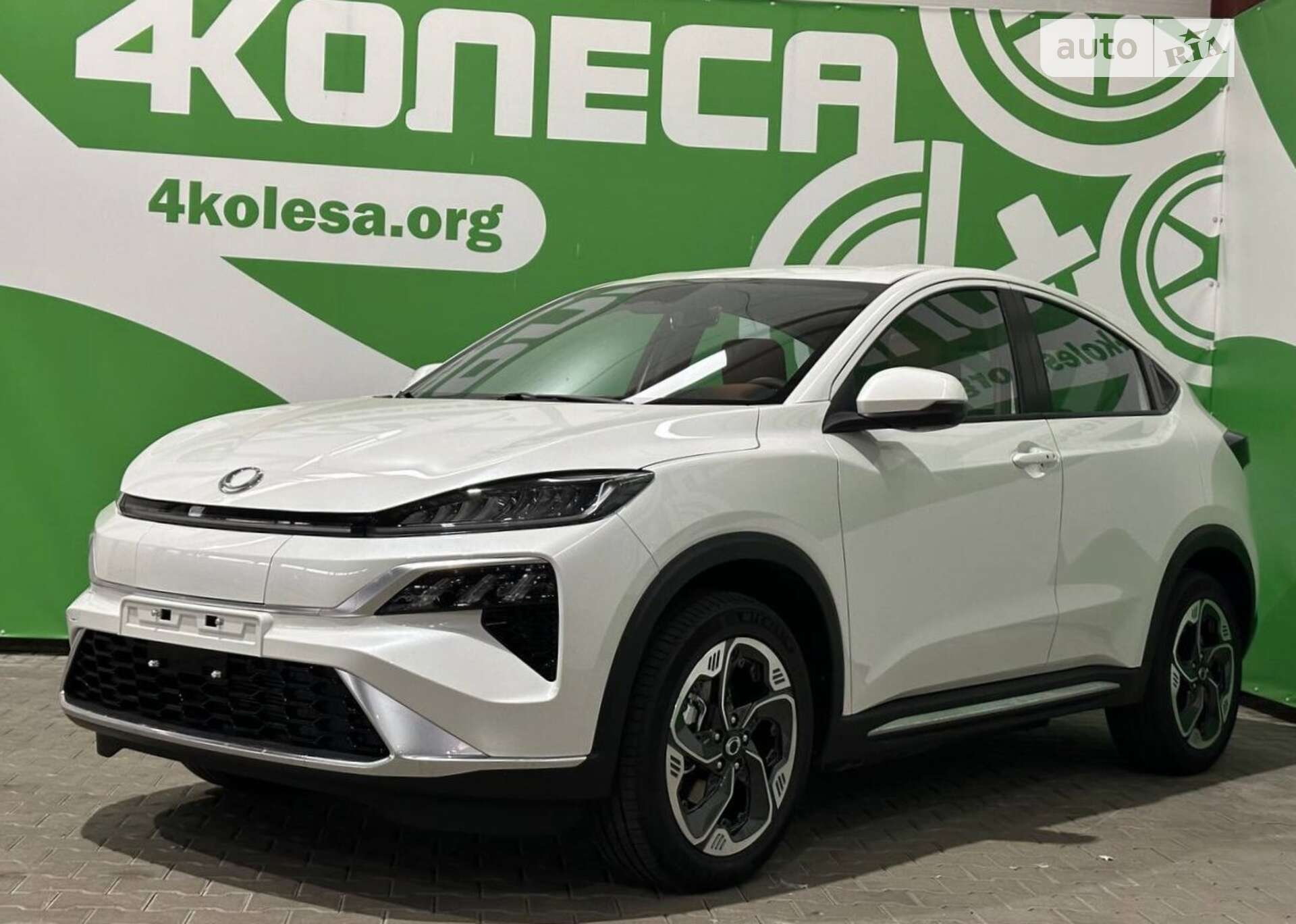 HONDA M-NV 2023
