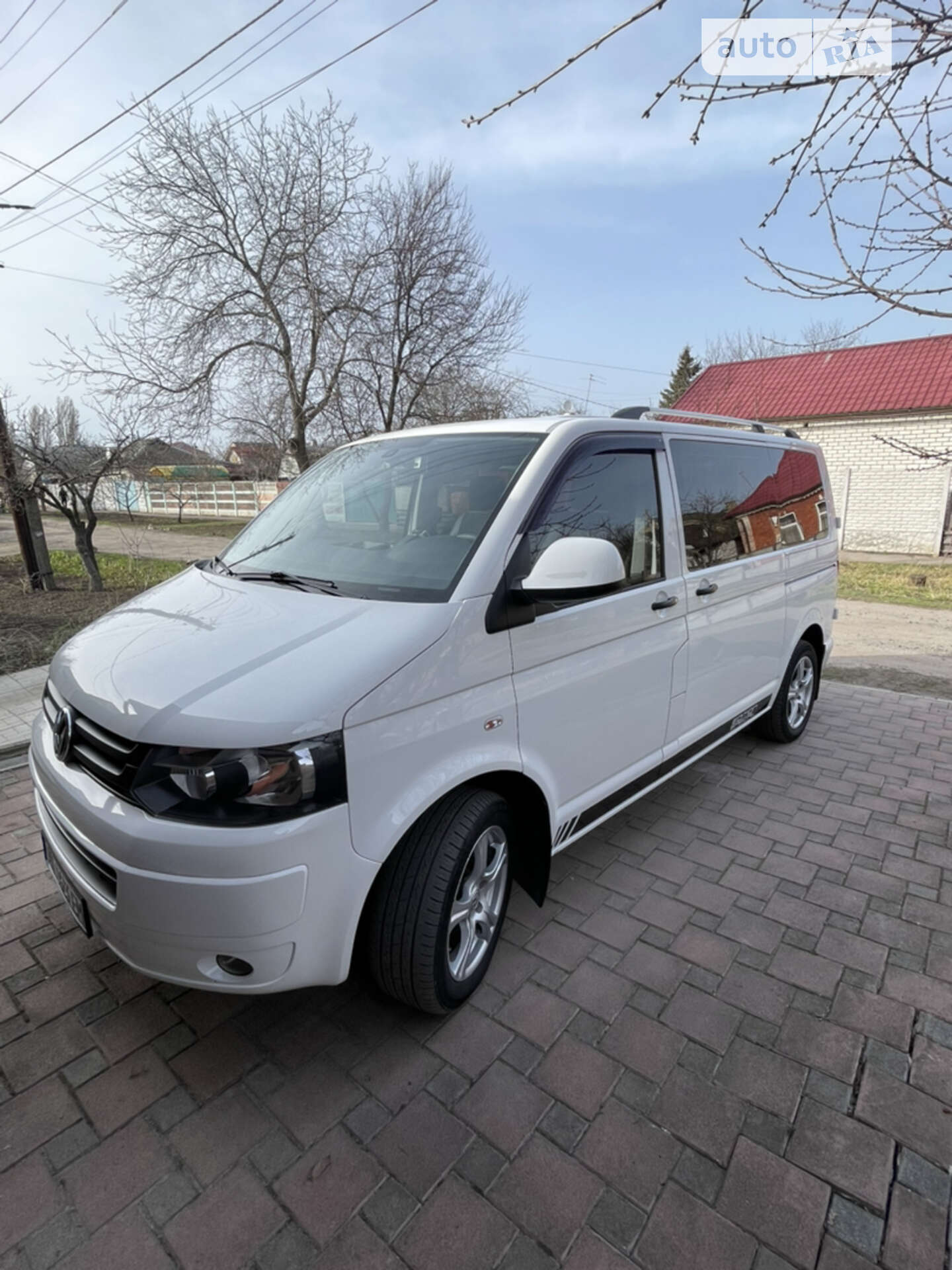 VOLKSWAGEN TRANSPORTER 2012