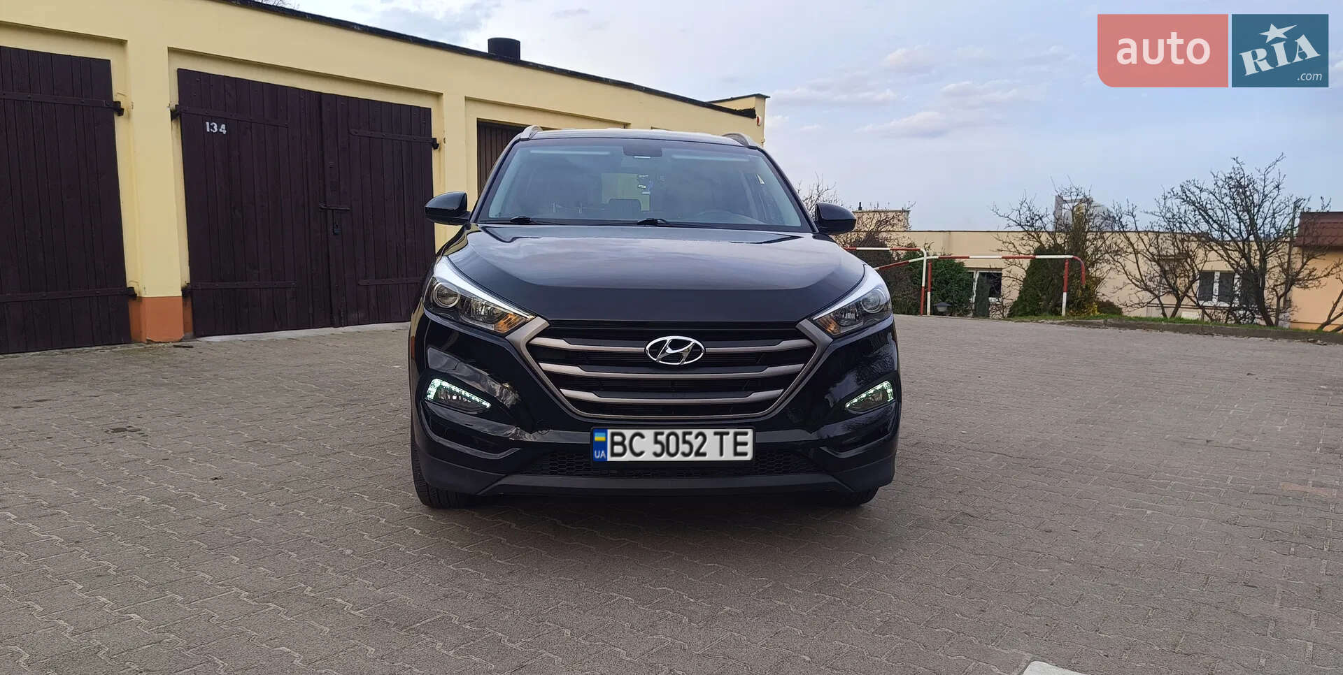 Головне фото звіту автомобіля HYUNDAI TUCSON 2017