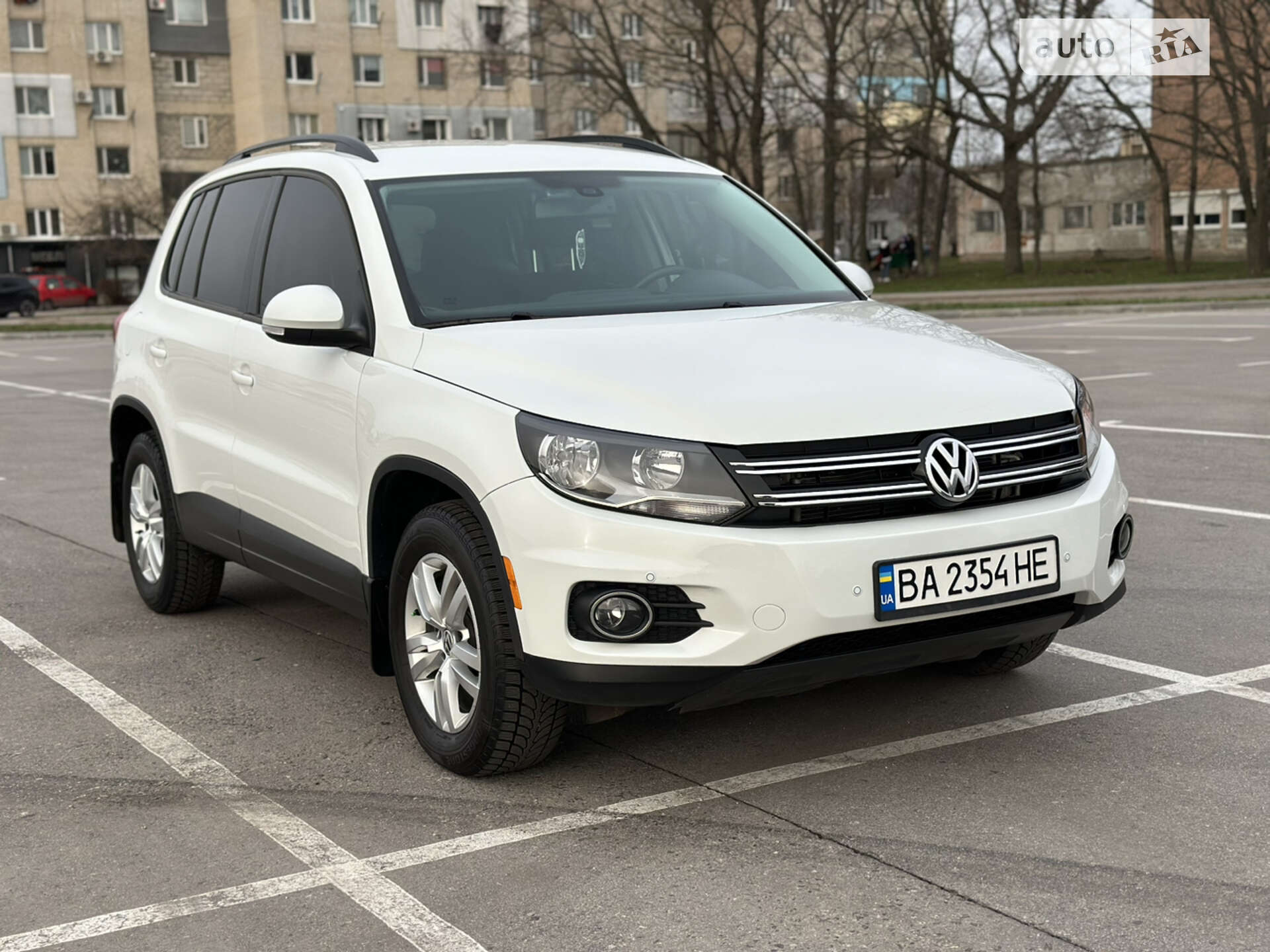 VOLKSWAGEN TIGUAN 2015