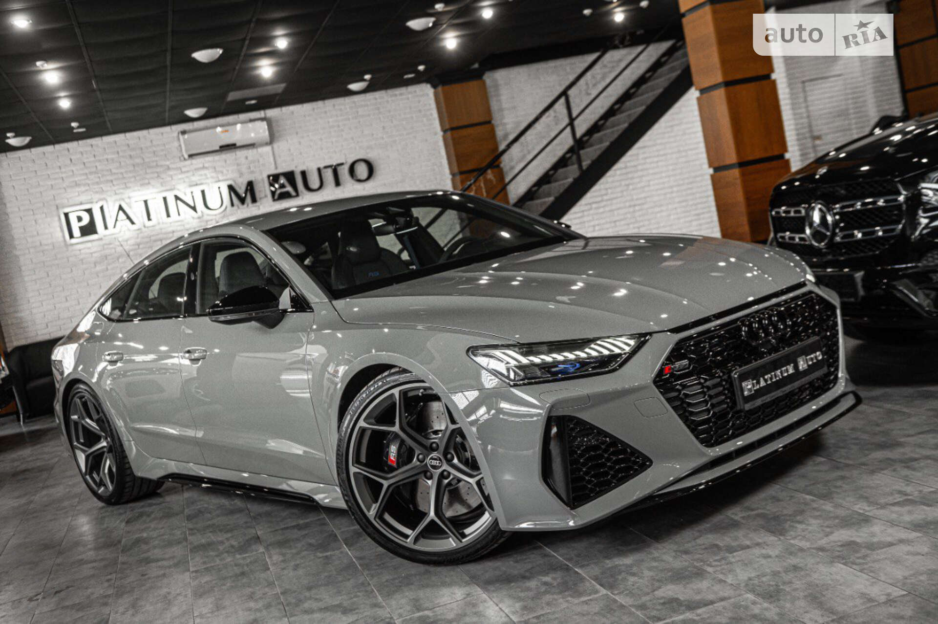 AUDI RS7 2023