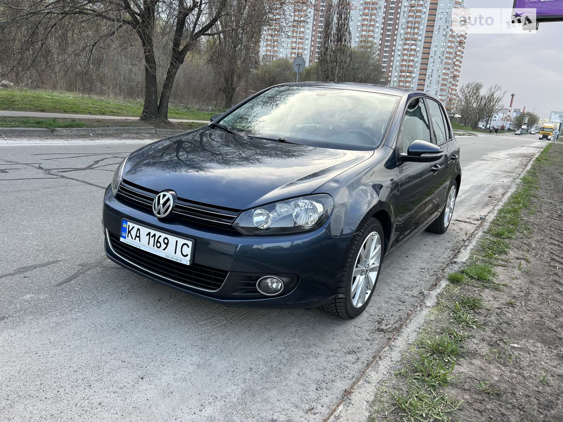 VOLKSWAGEN GOLF 2010