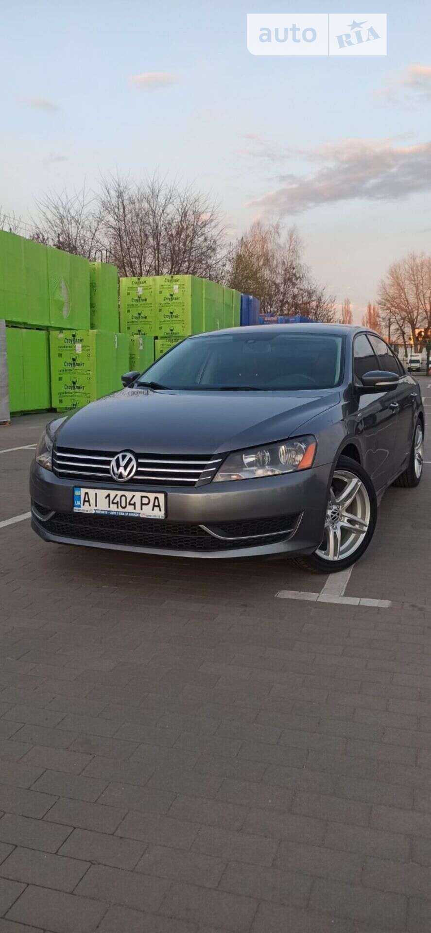VOLKSWAGEN PASSAT 2013