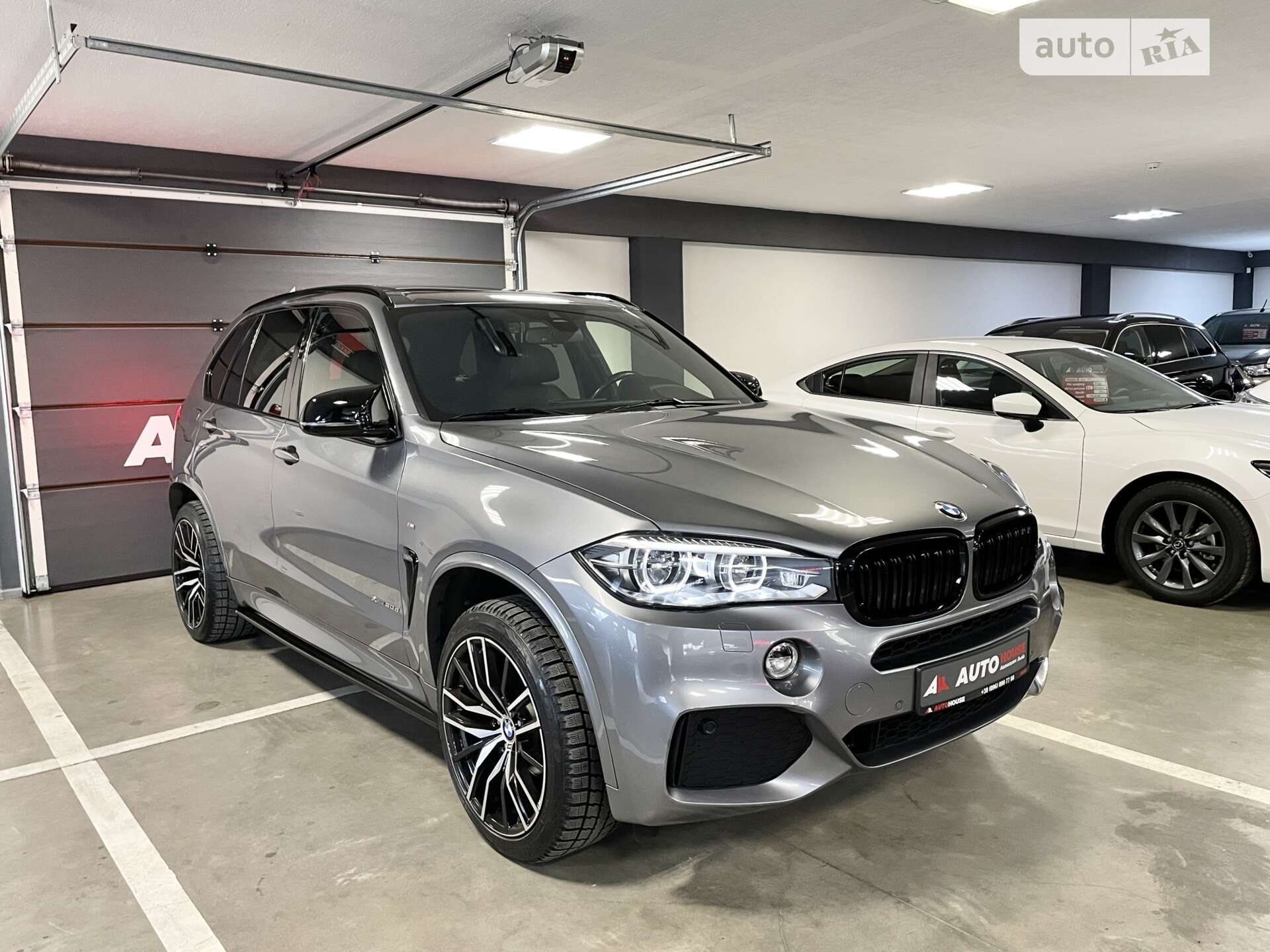 Головне фото звіту автомобіля BMW X5 2018