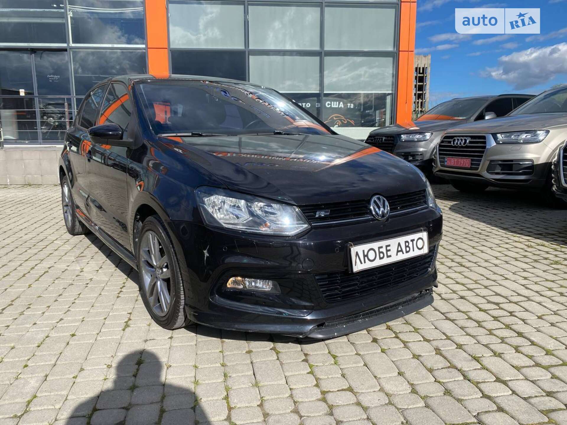 VOLKSWAGEN POLO 2015