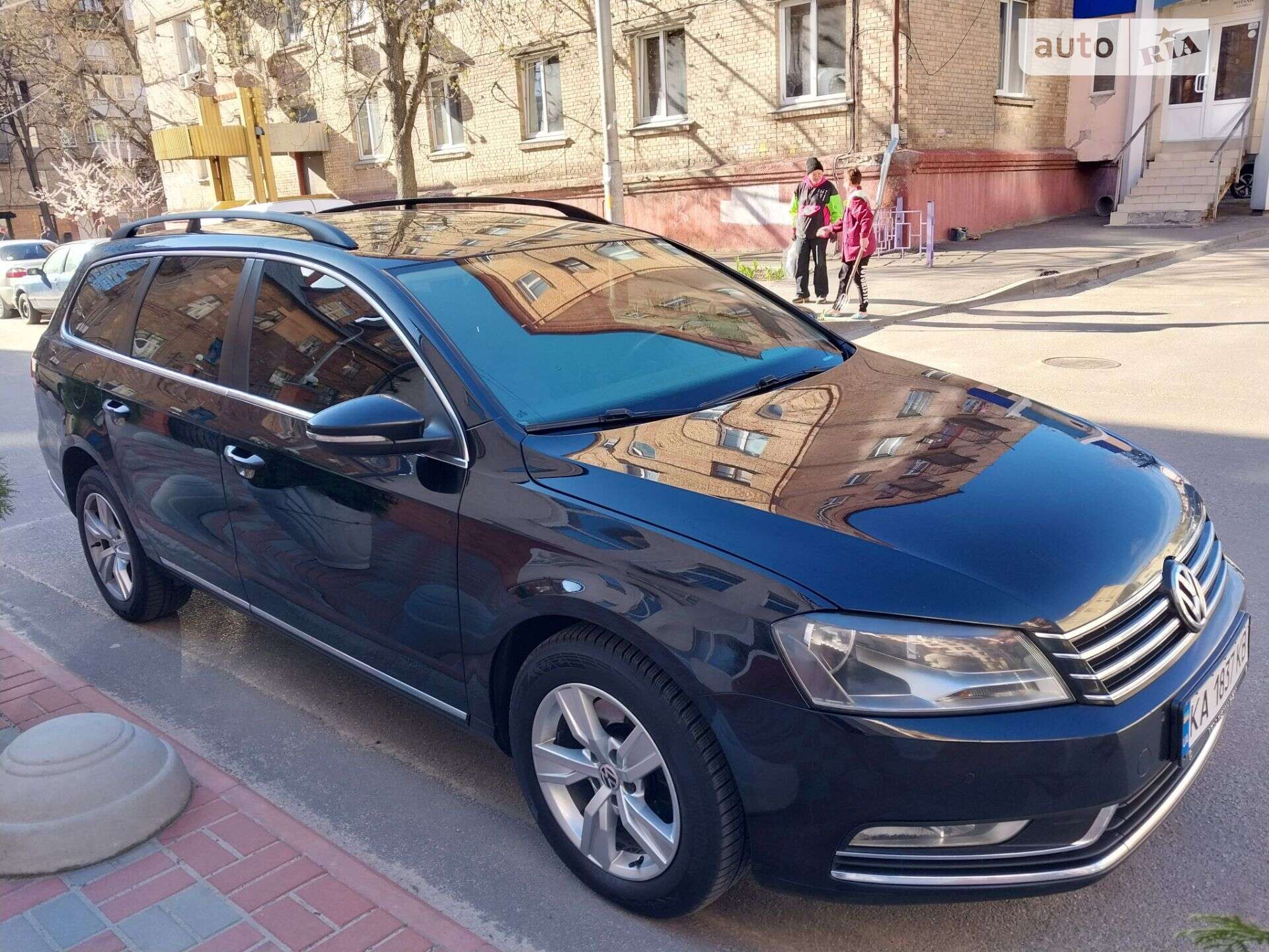 VOLKSWAGEN PASSAT 2012