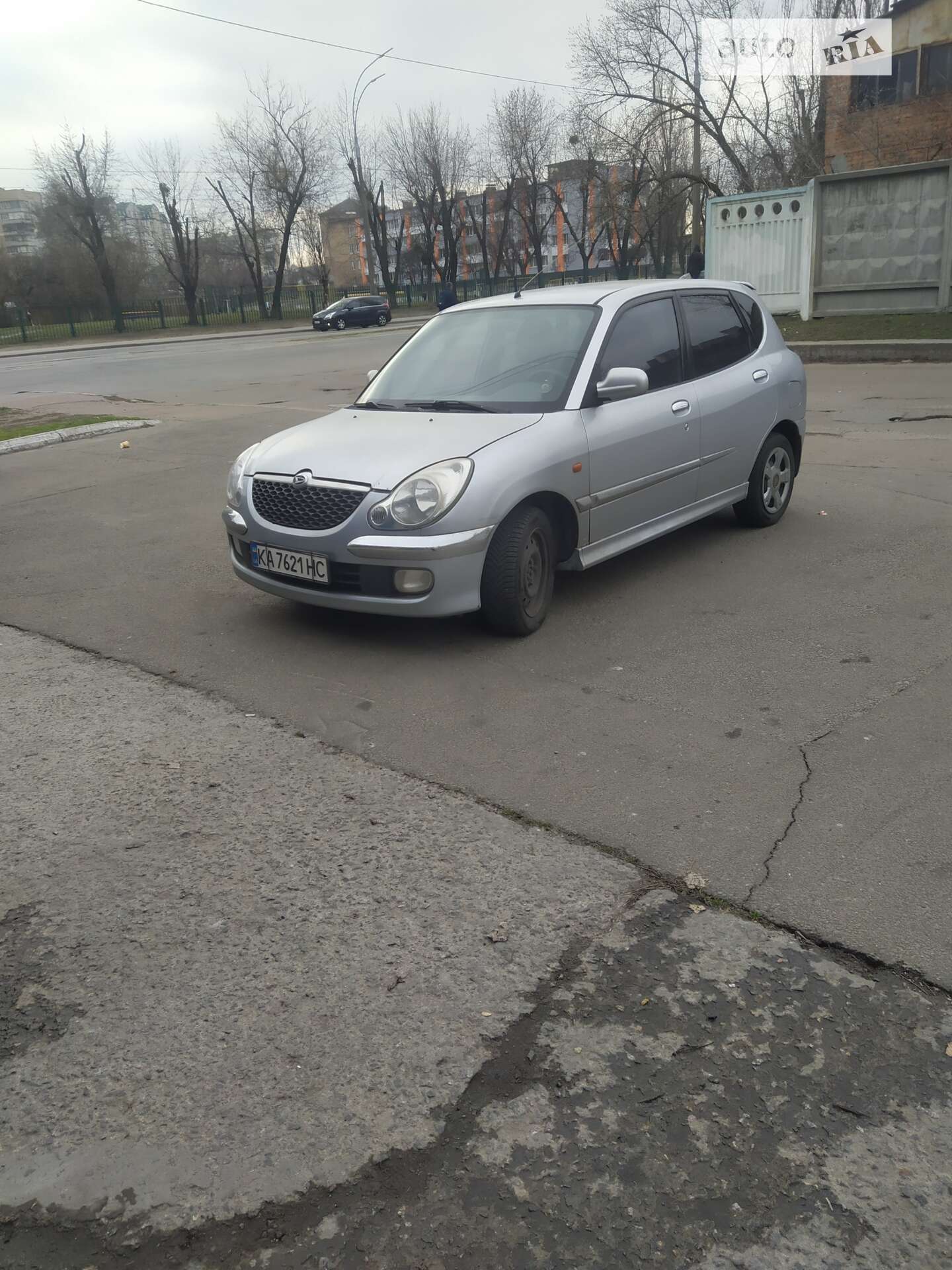 Головне фото звіту автомобіля DAIHATSU SIRION 2003