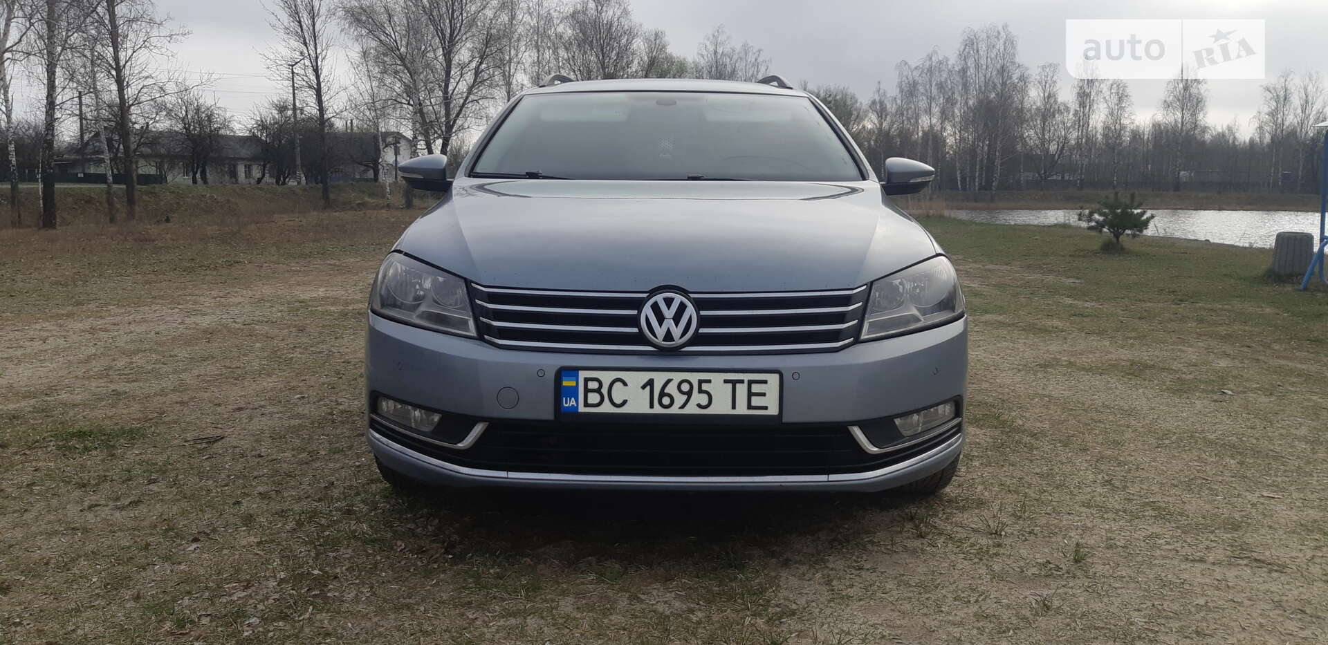 VOLKSWAGEN PASSAT 2013