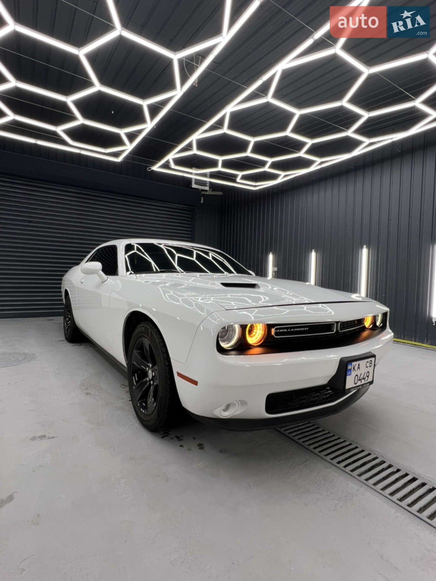 DODGE CHALLENGER 2015