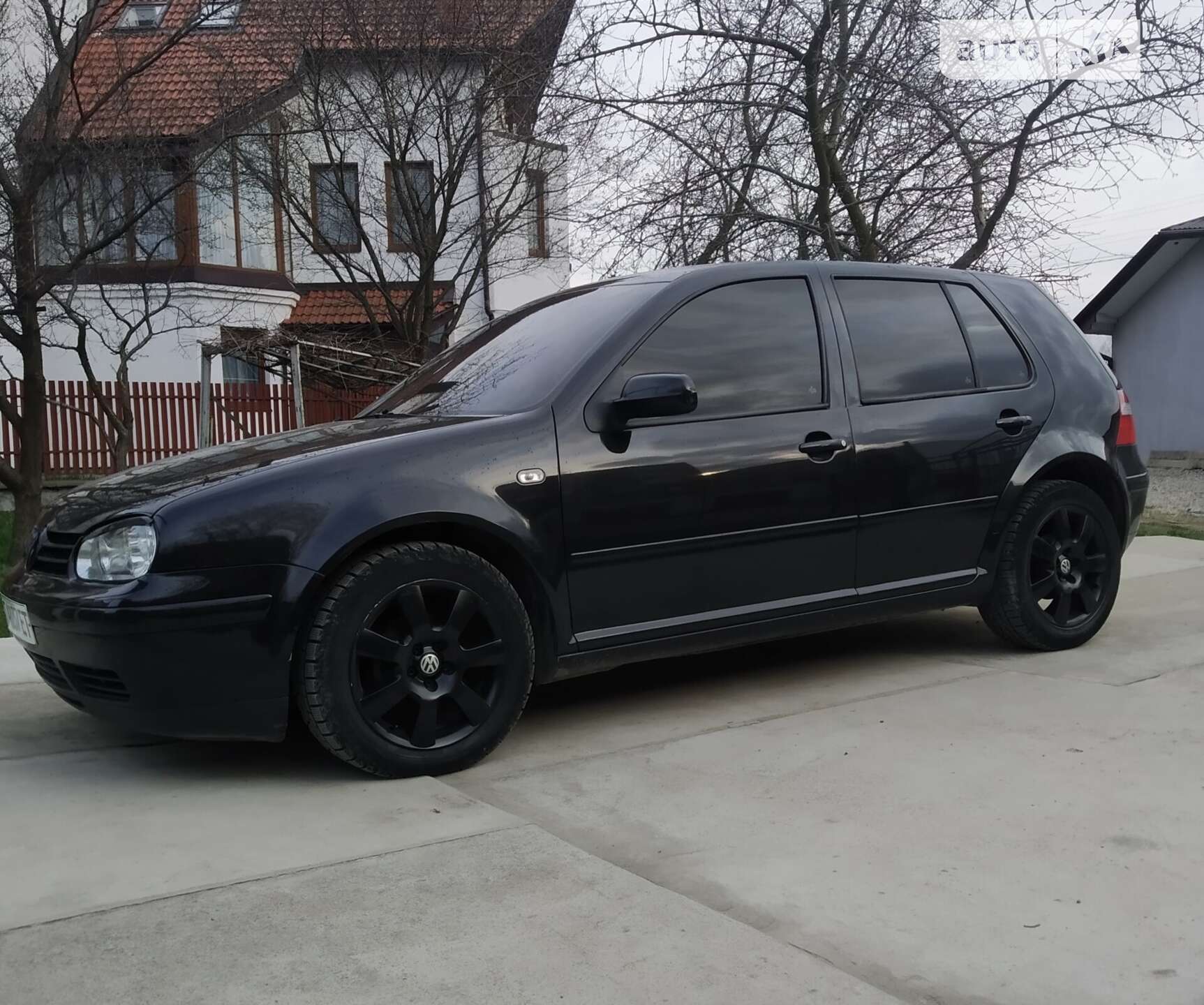 VOLKSWAGEN GOLF 2003