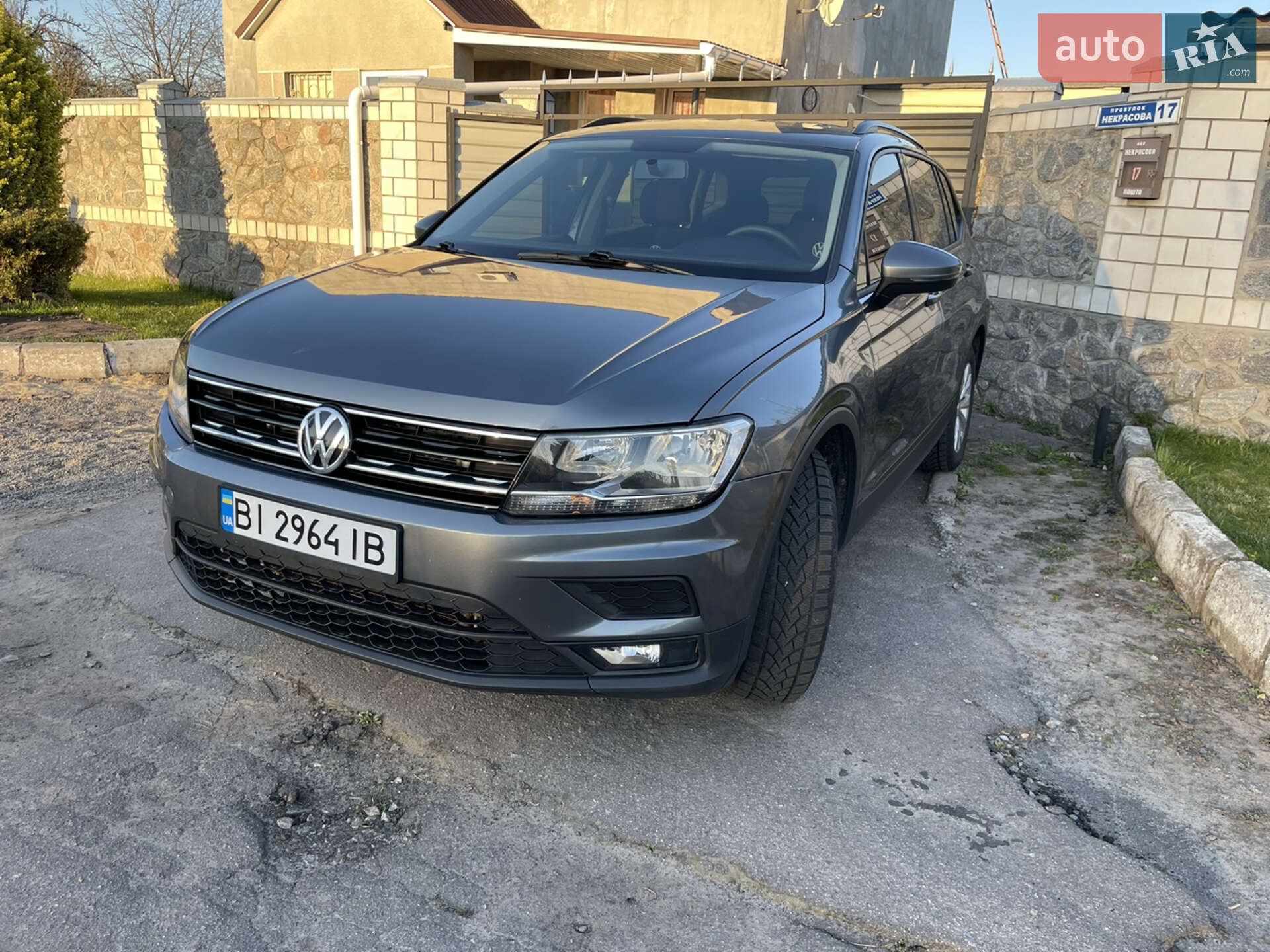 VOLKSWAGEN TIGUAN 2018