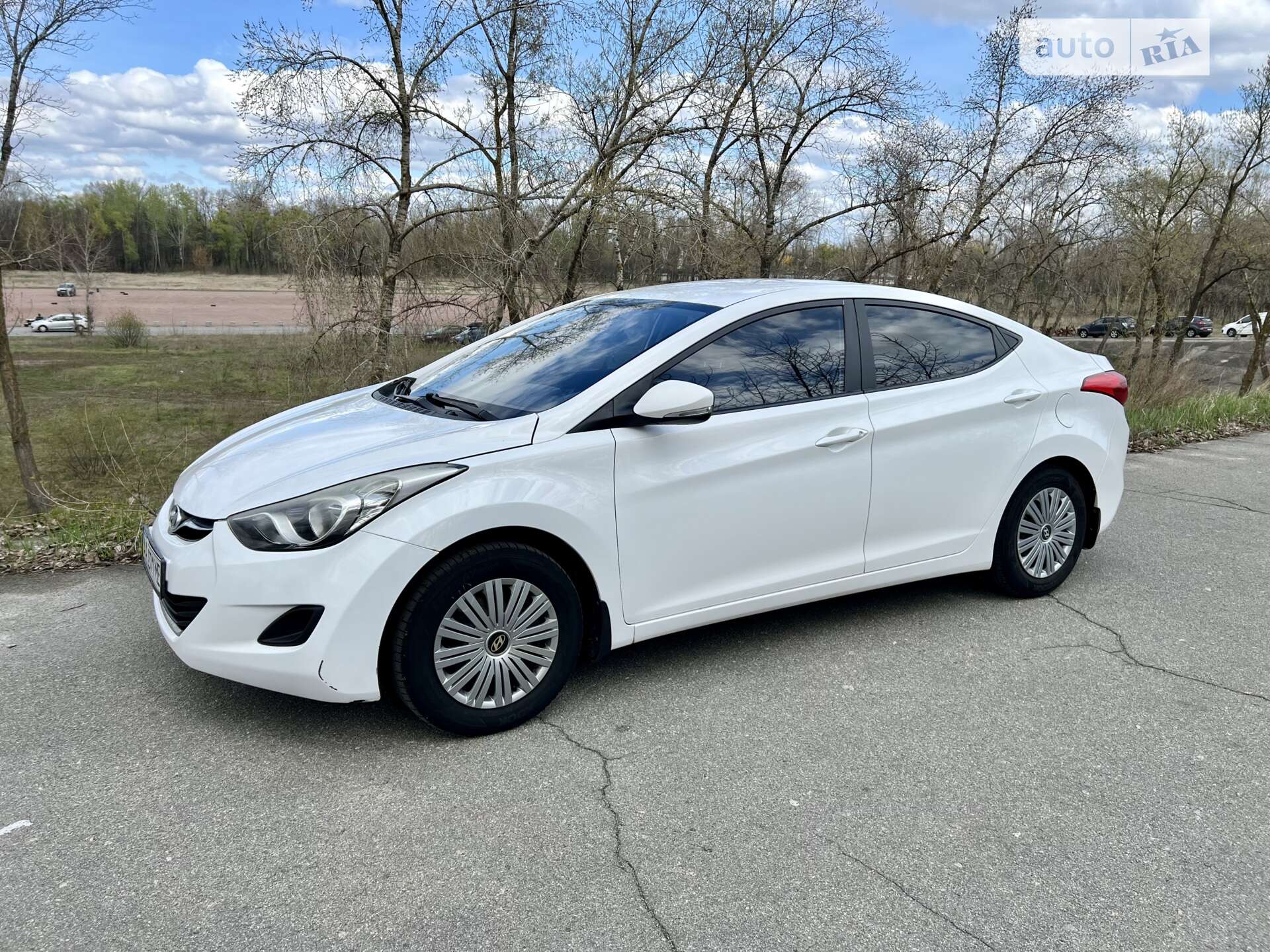 HYUNDAI ELANTRA 2012