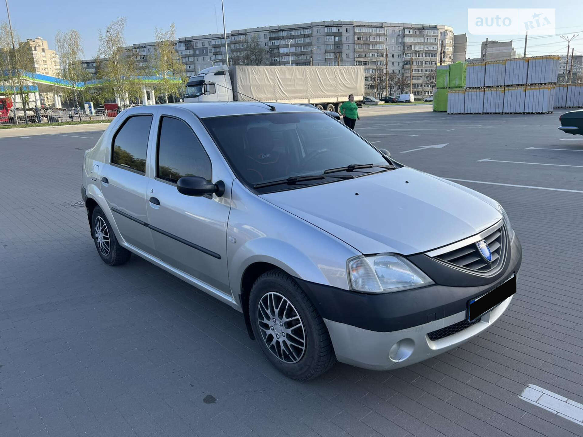 DACIA LOGAN 2005
