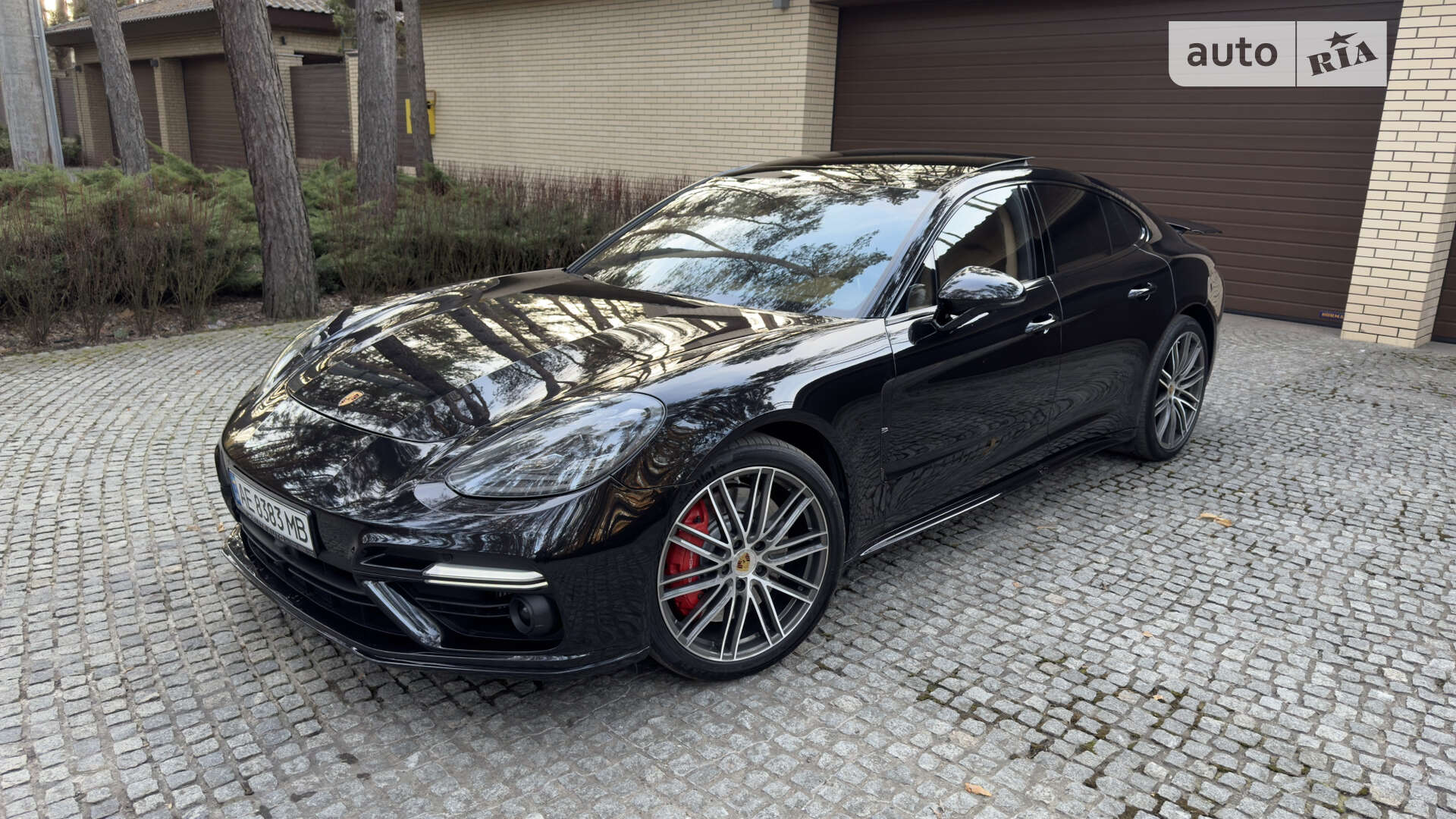 PORSCHE PANAMERA 2016