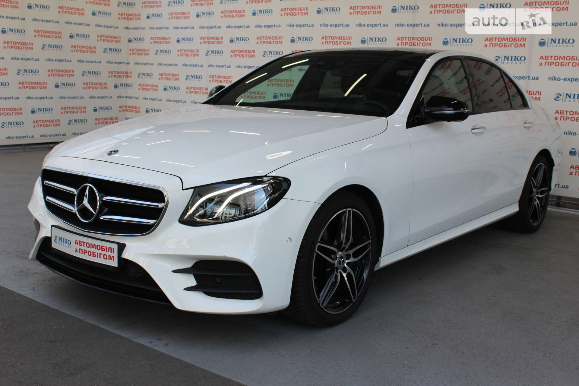 MERCEDES-BENZ E 180 2018