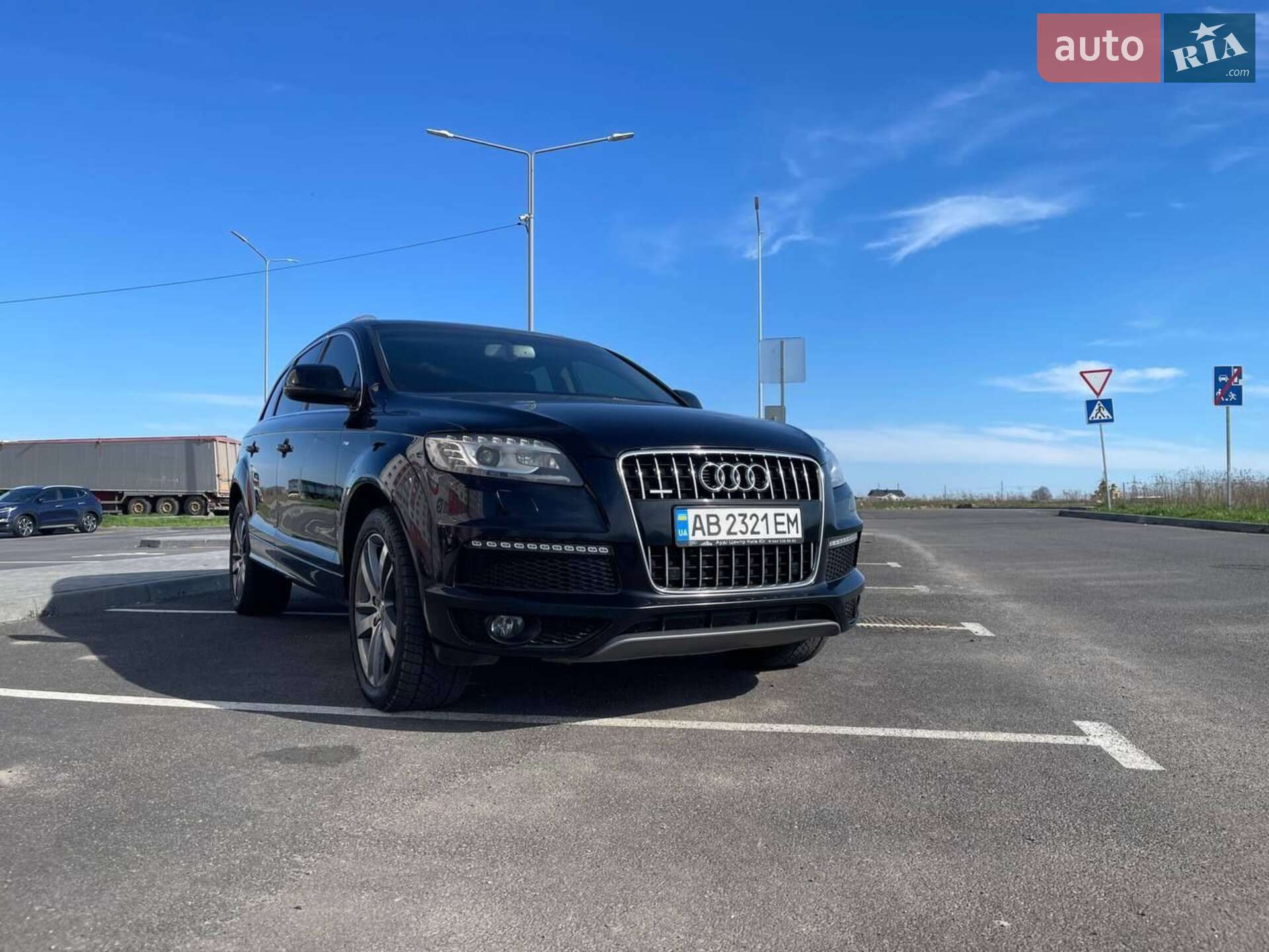 AUDI Q7 2012