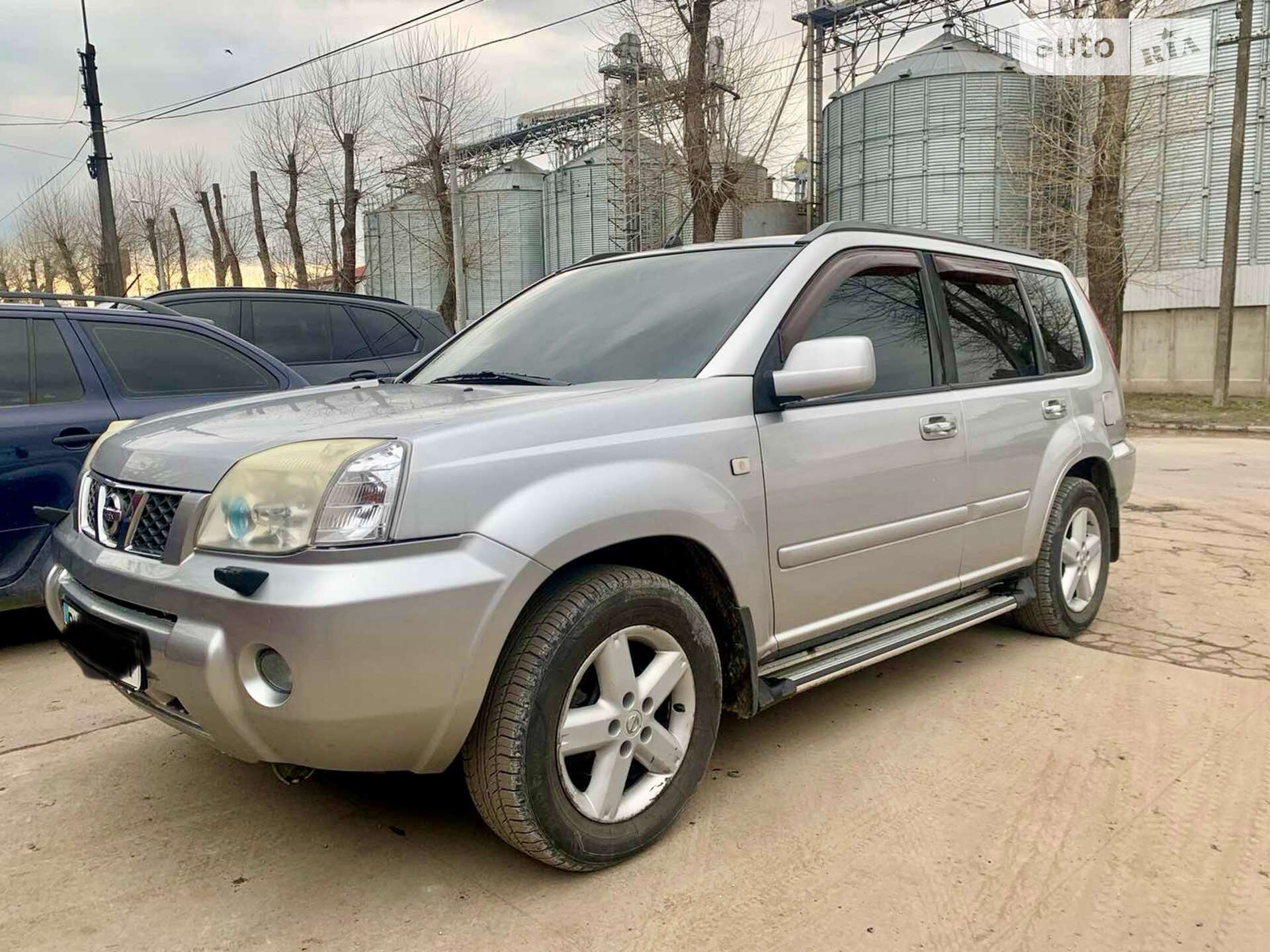 NISSAN X-TRAIL 2005