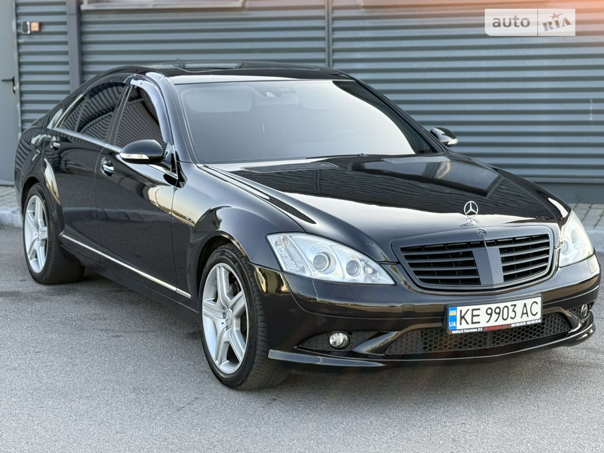 MERCEDES-BENZ S 500 2005