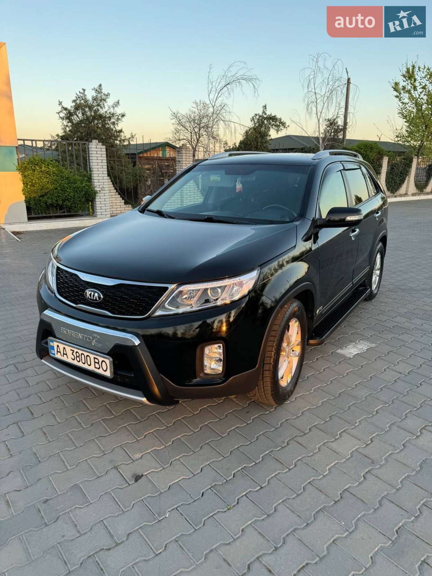 Головне фото звіту автомобіля KIA SORENTO 2013