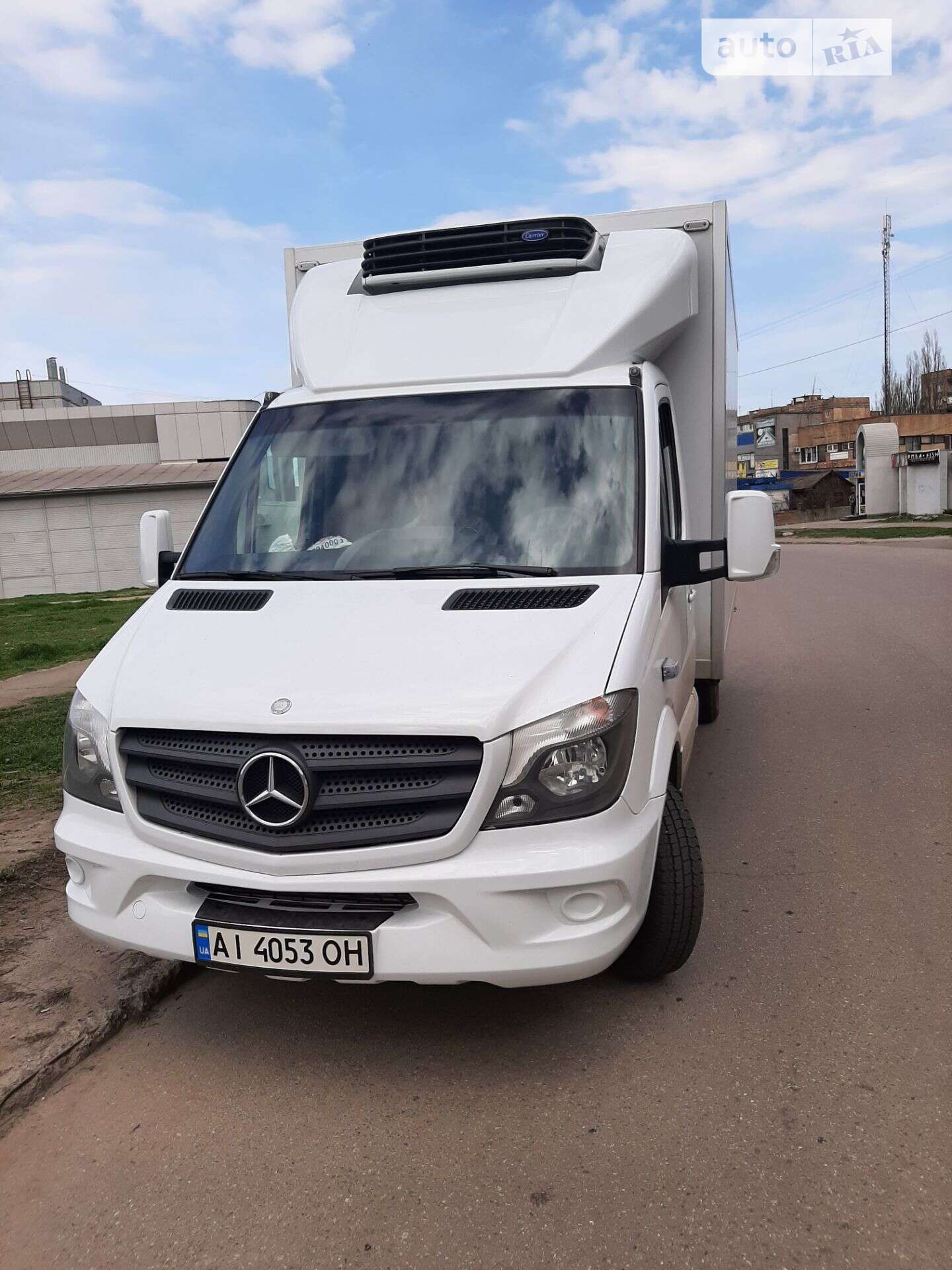 MERCEDES-BENZ SPRINTER 519 CDI 2011