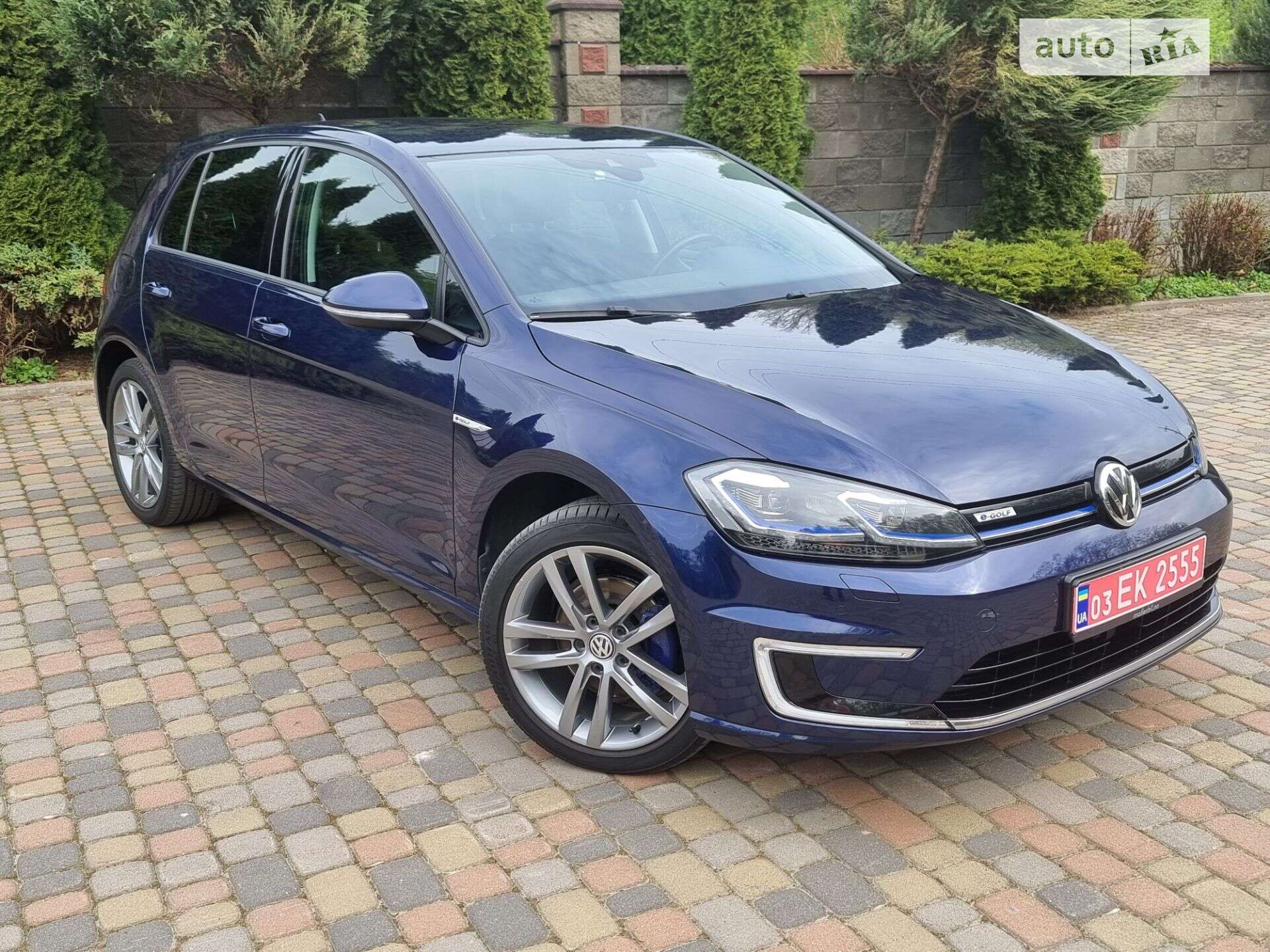 VOLKSWAGEN E-GOLF 2018
