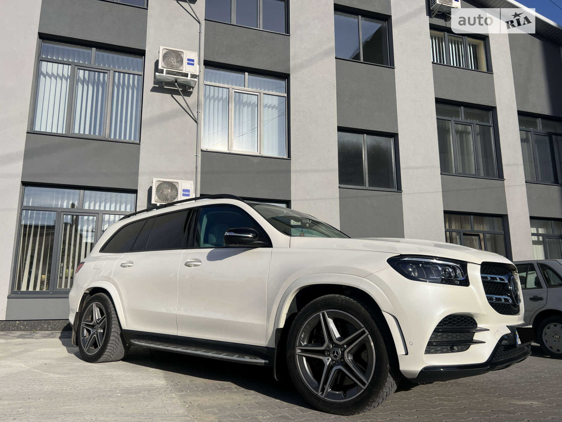 MERCEDES-BENZ GLS 400 2019