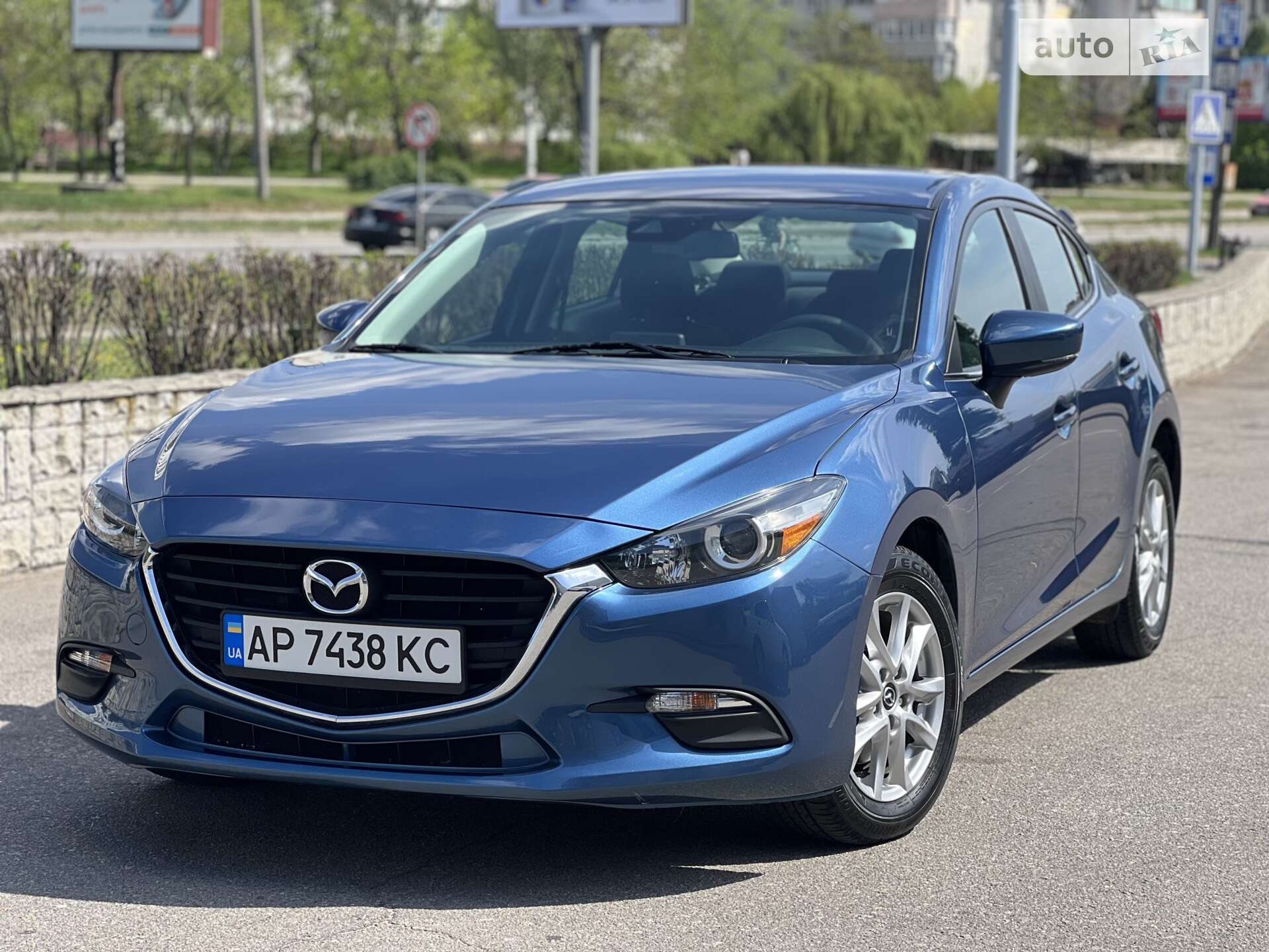 MAZDA 3 2018