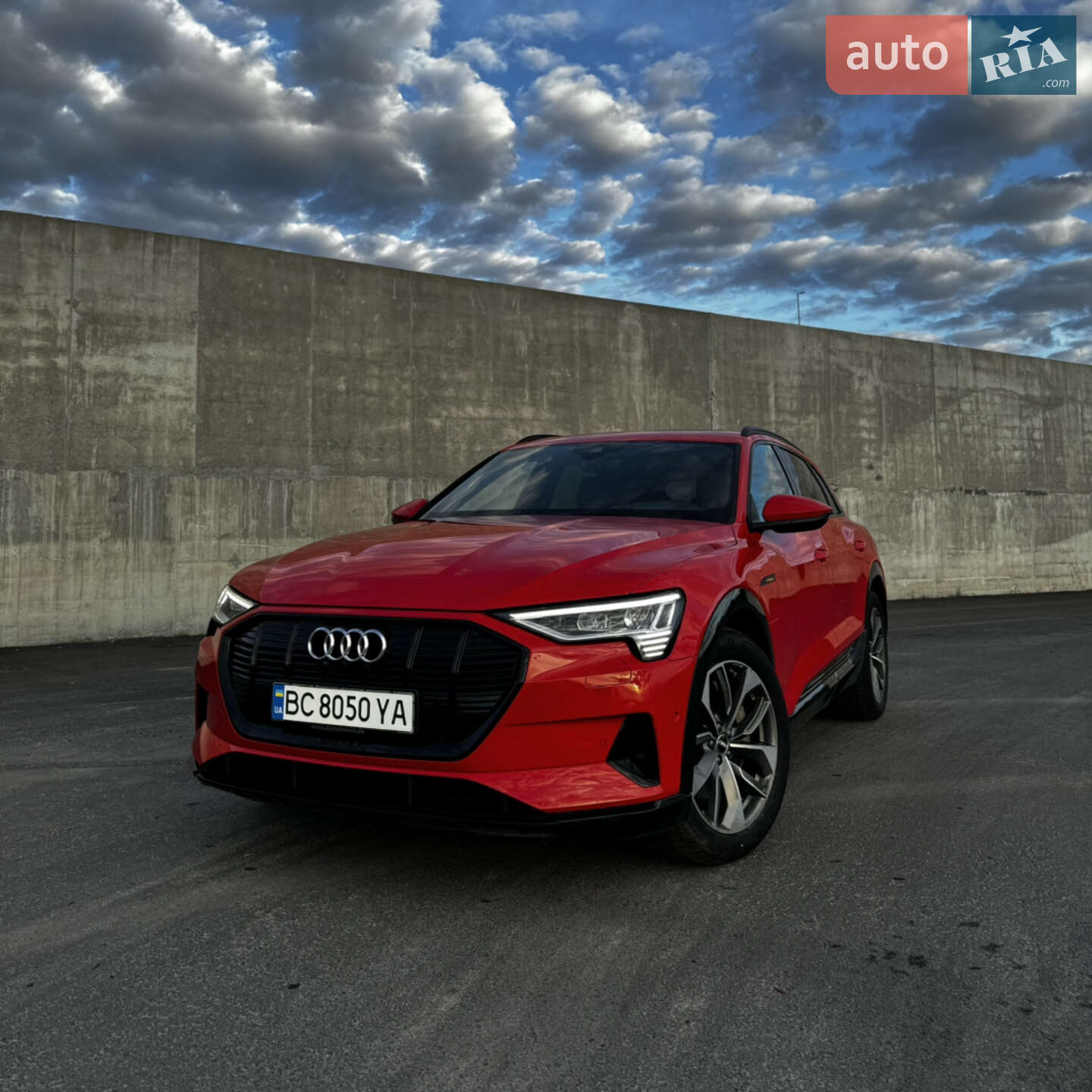AUDI E-TRON 2019