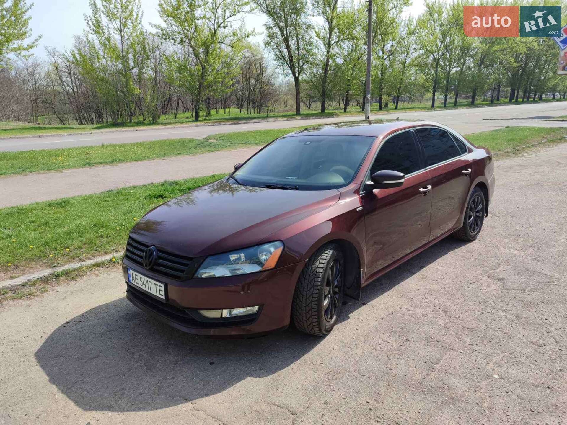 VOLKSWAGEN PASSAT 2014