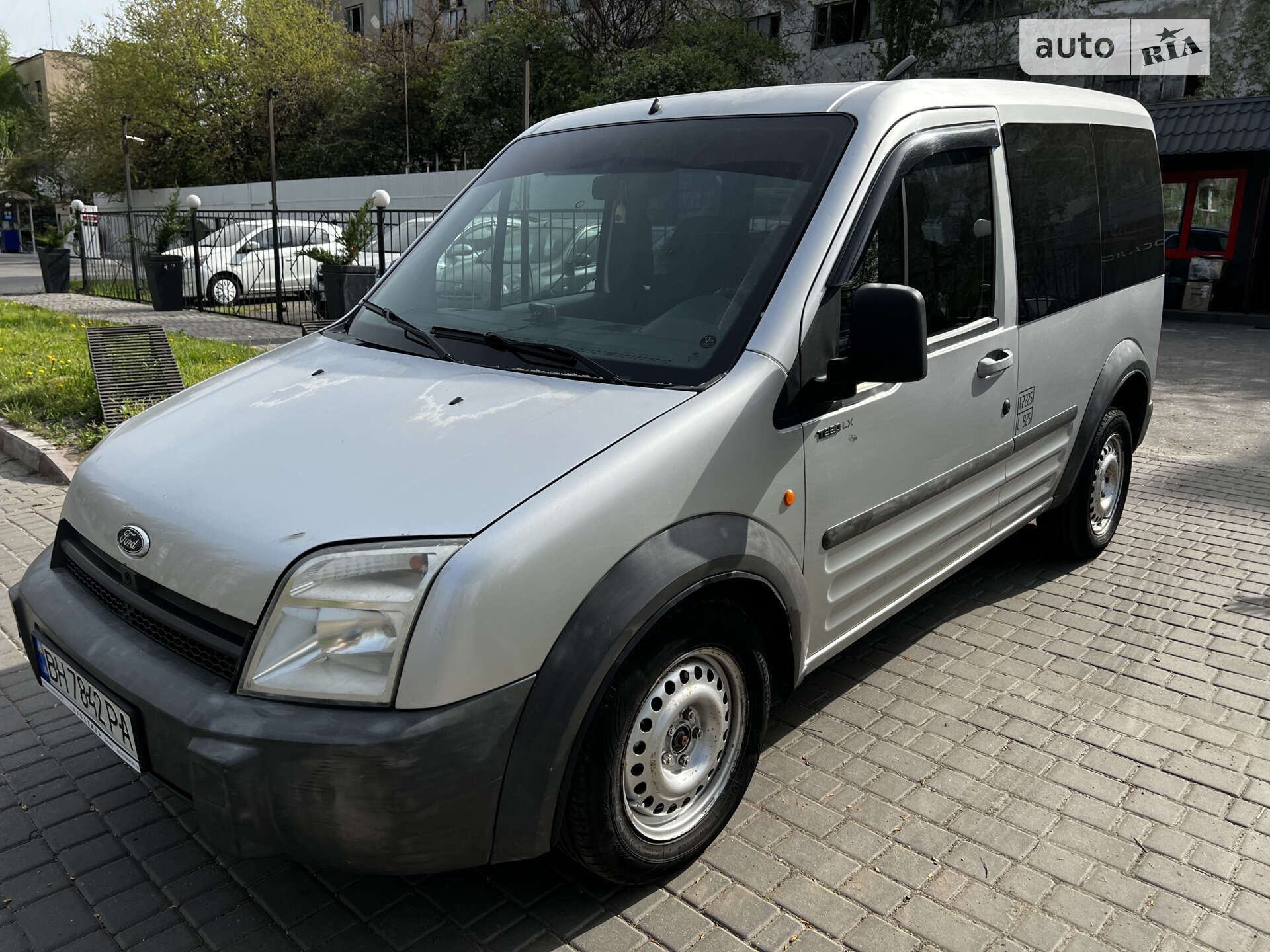 FORD TRANSIT CONNECT 2004