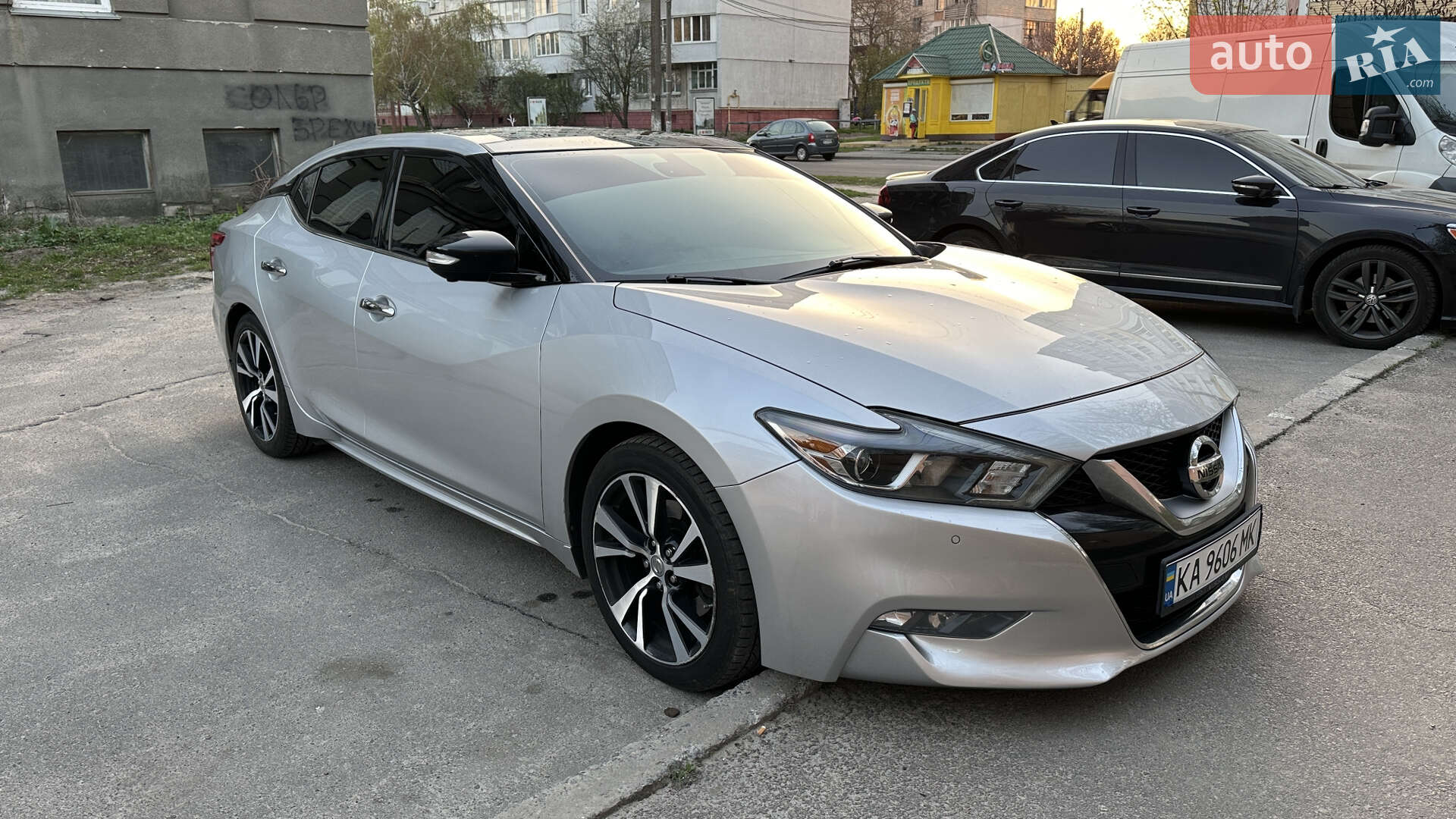 NISSAN MAXIMA 2016