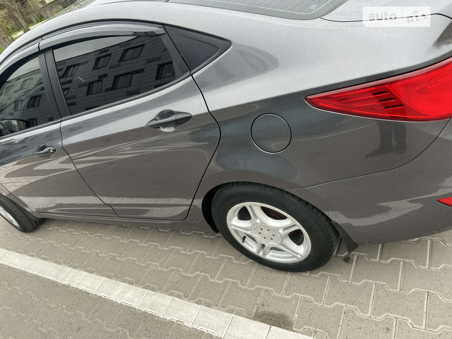HYUNDAI ACCENT 2016