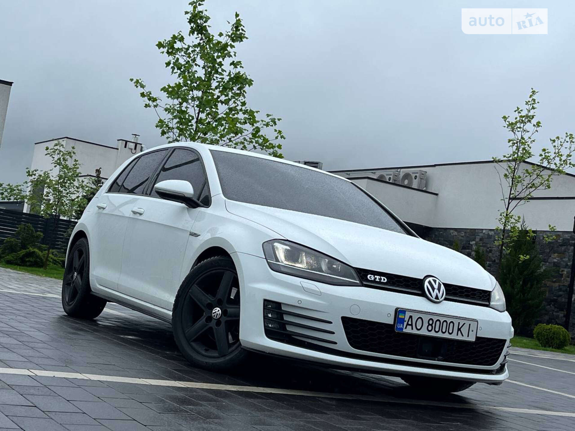 VOLKSWAGEN GOLF 2014